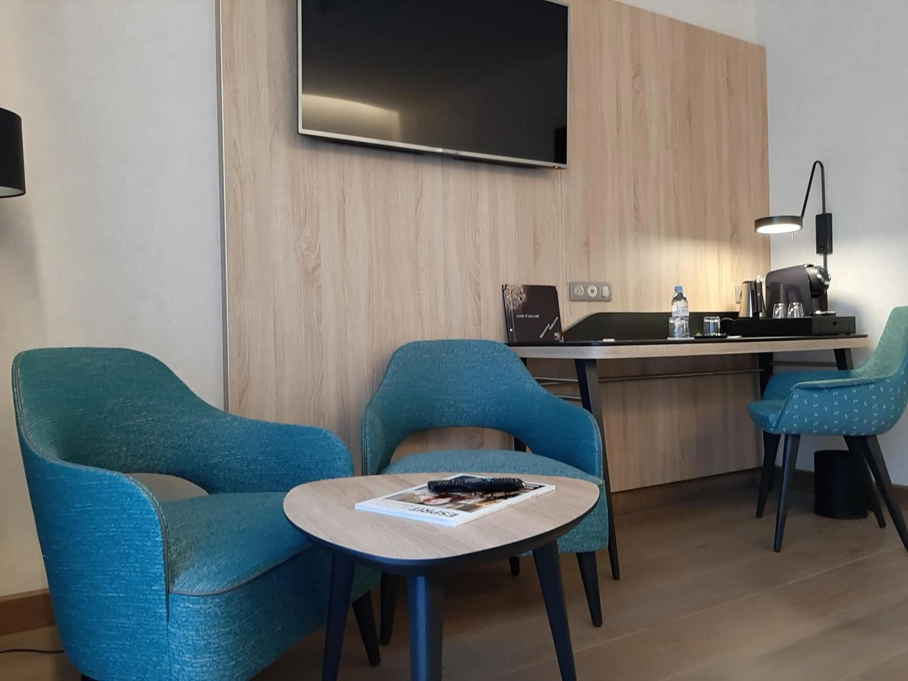 Logis Hotel Relais Saint Jacques - Châteauroux