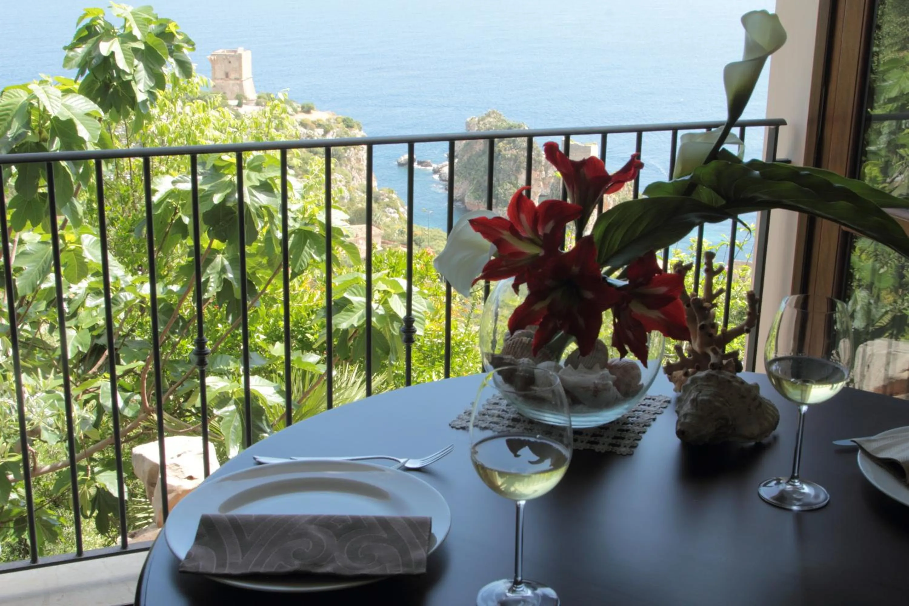 Restaurant/places to eat in Torre Bennistra