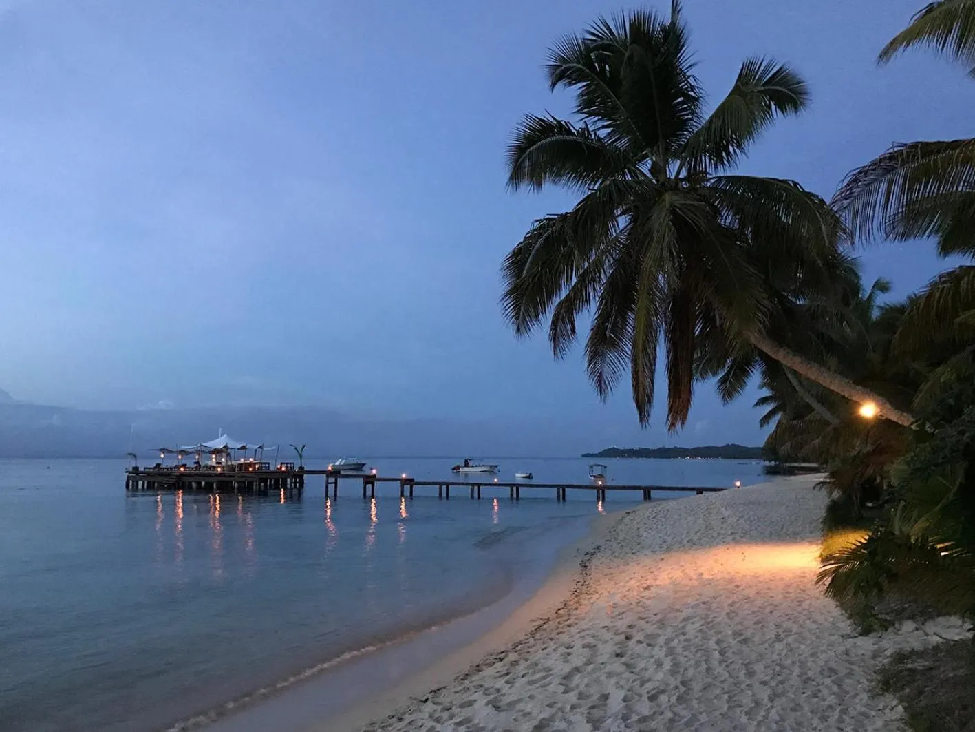 Sunset in Princesse Bora Lodge & Spa