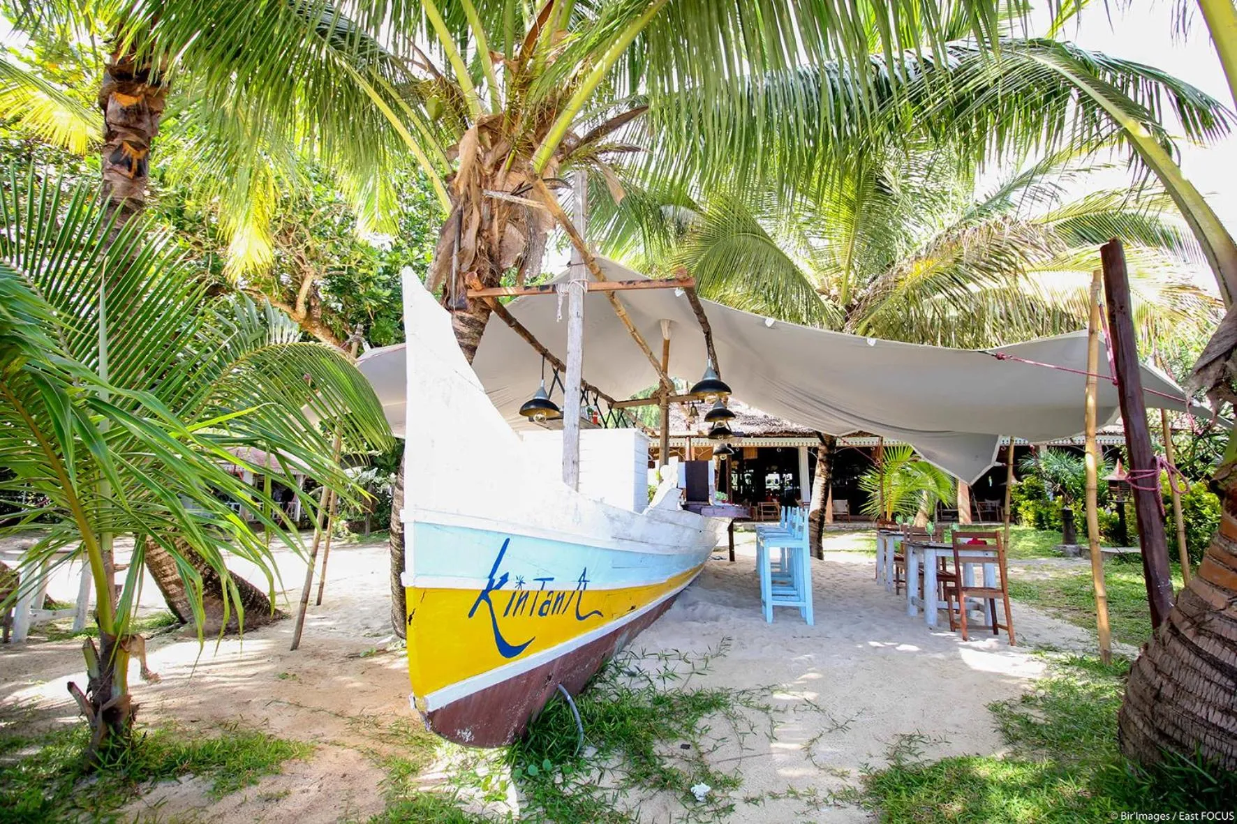 Restaurant/places to eat in Princesse Bora Lodge & Spa