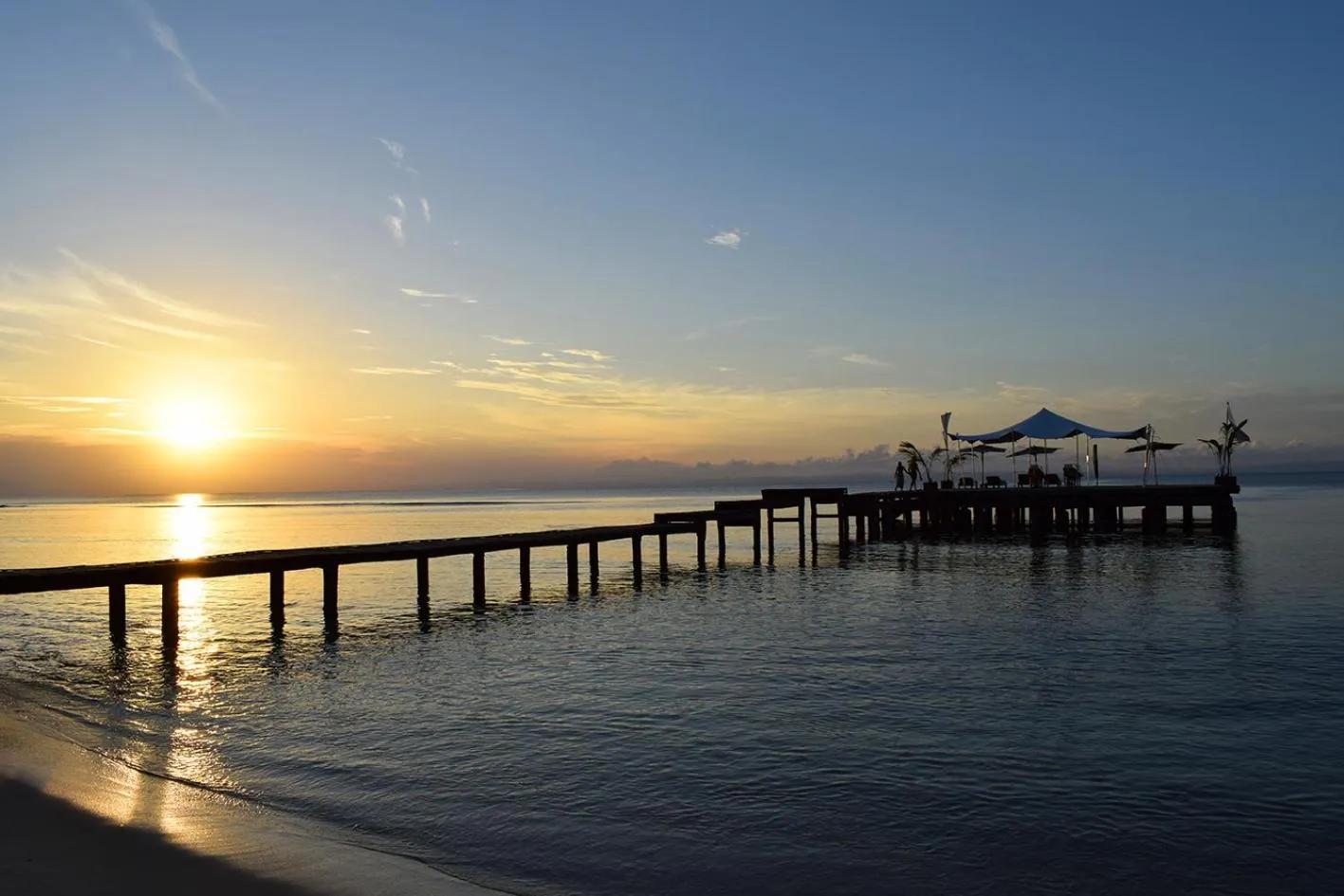 Sunset in Princesse Bora Lodge & Spa