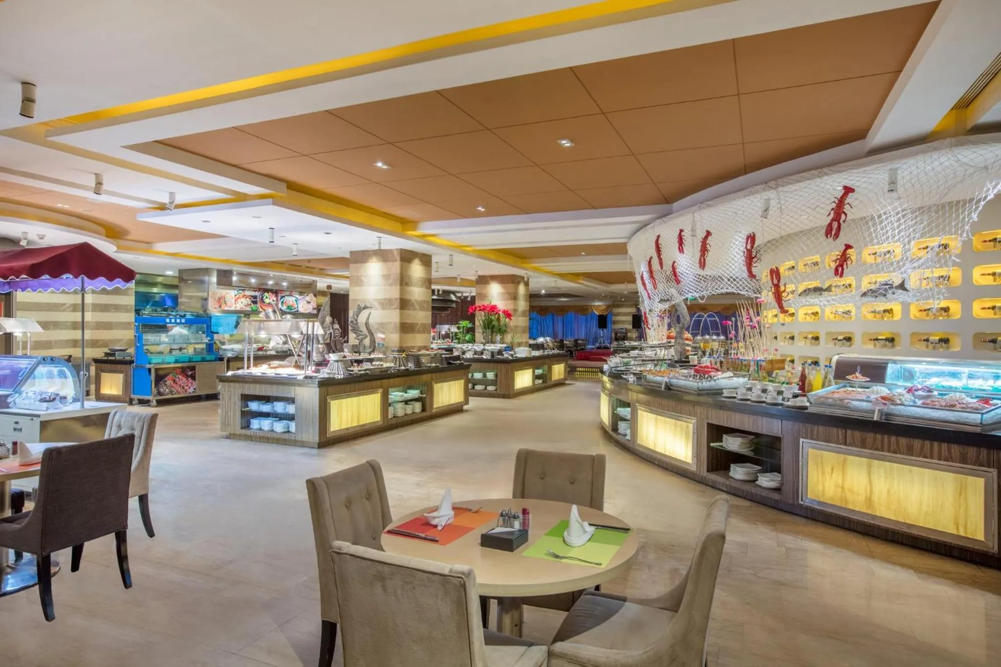 Restaurant/places to eat in Crowne Plaza City Center Ningbo by IHG