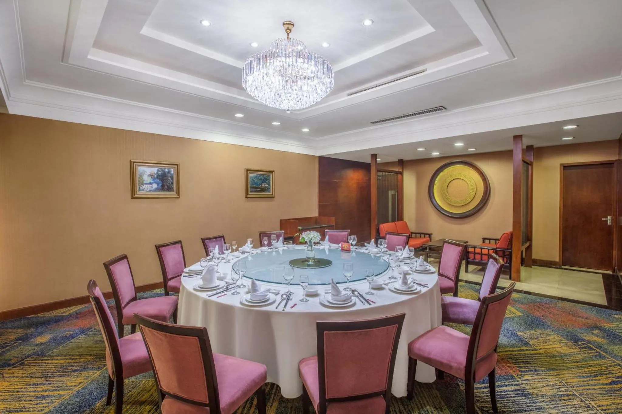 Restaurant/places to eat in Crowne Plaza City Center Ningbo by IHG