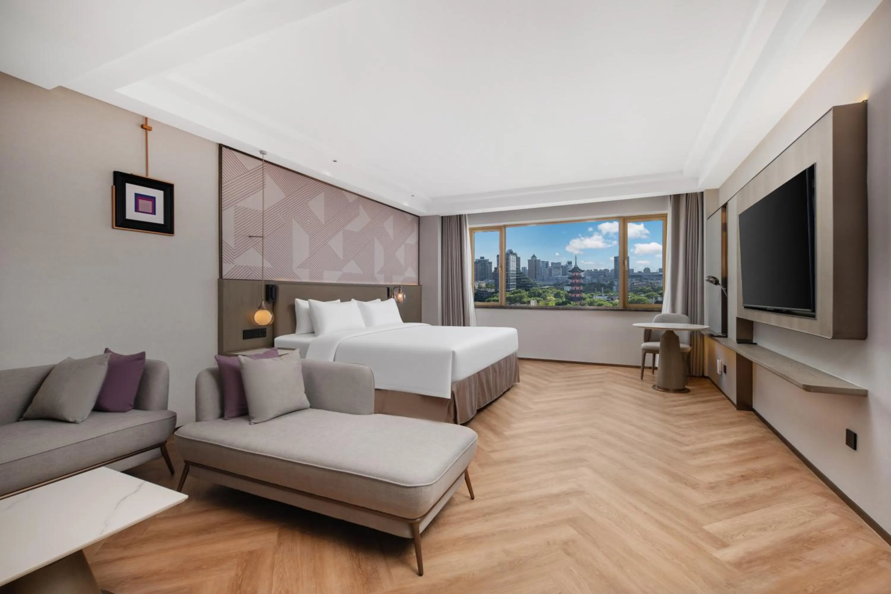 Photo of the whole room, Bed in Crowne Plaza City Center Ningbo by IHG