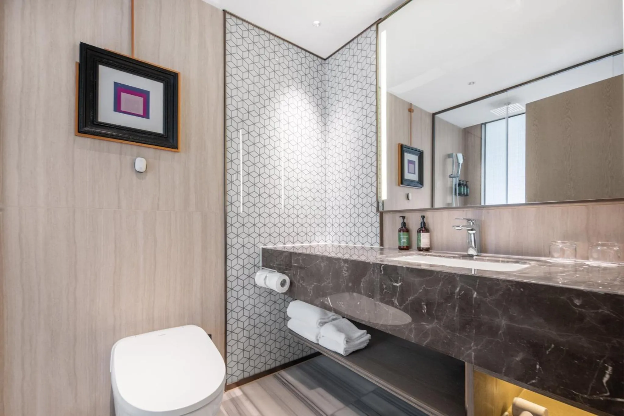 Photo of the whole room in Crowne Plaza City Center Ningbo by IHG