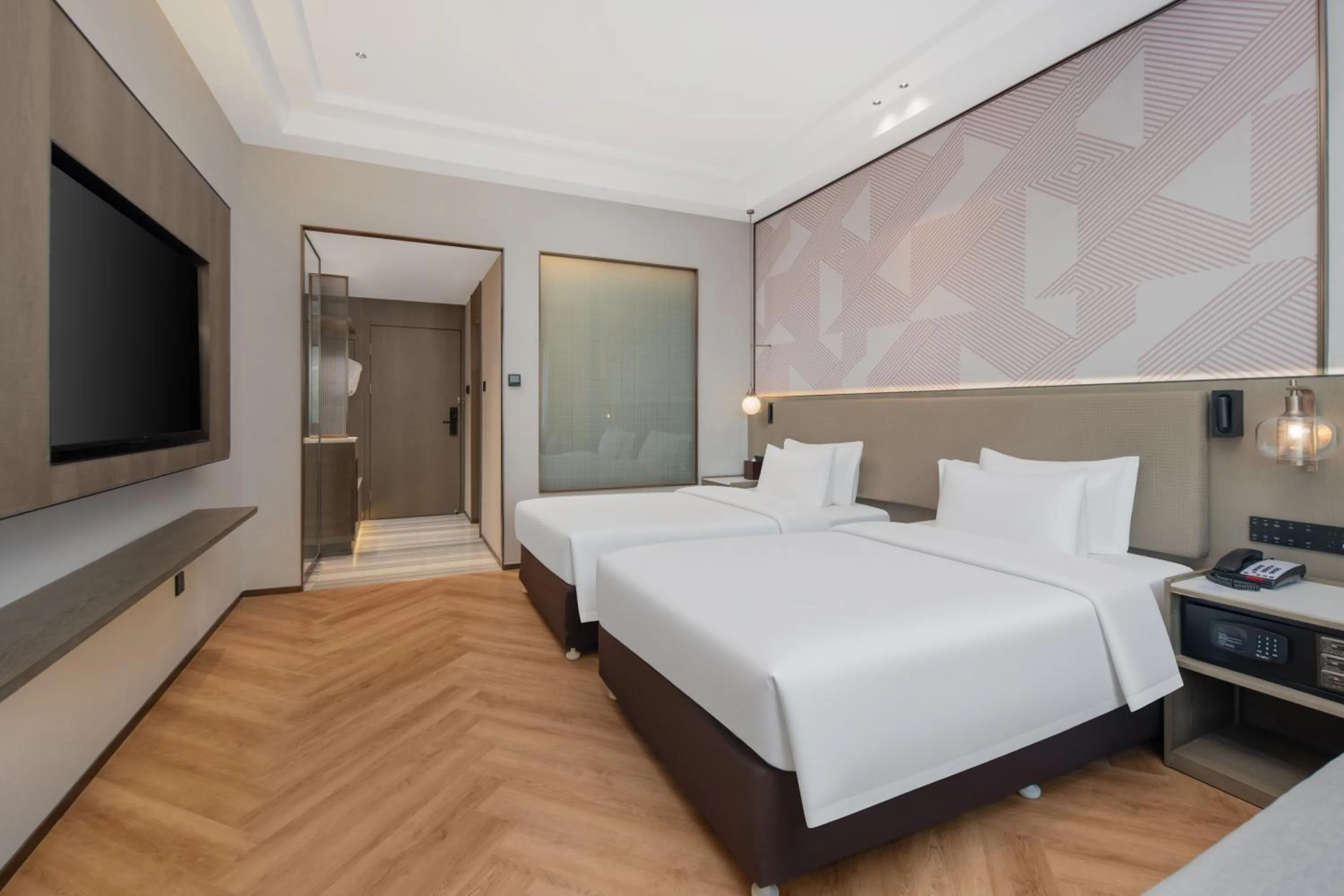 Bed in Crowne Plaza City Center Ningbo by IHG