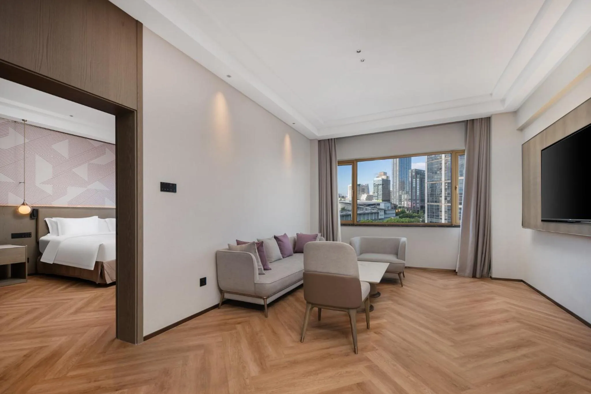 Photo of the whole room, Bed in Crowne Plaza City Center Ningbo by IHG