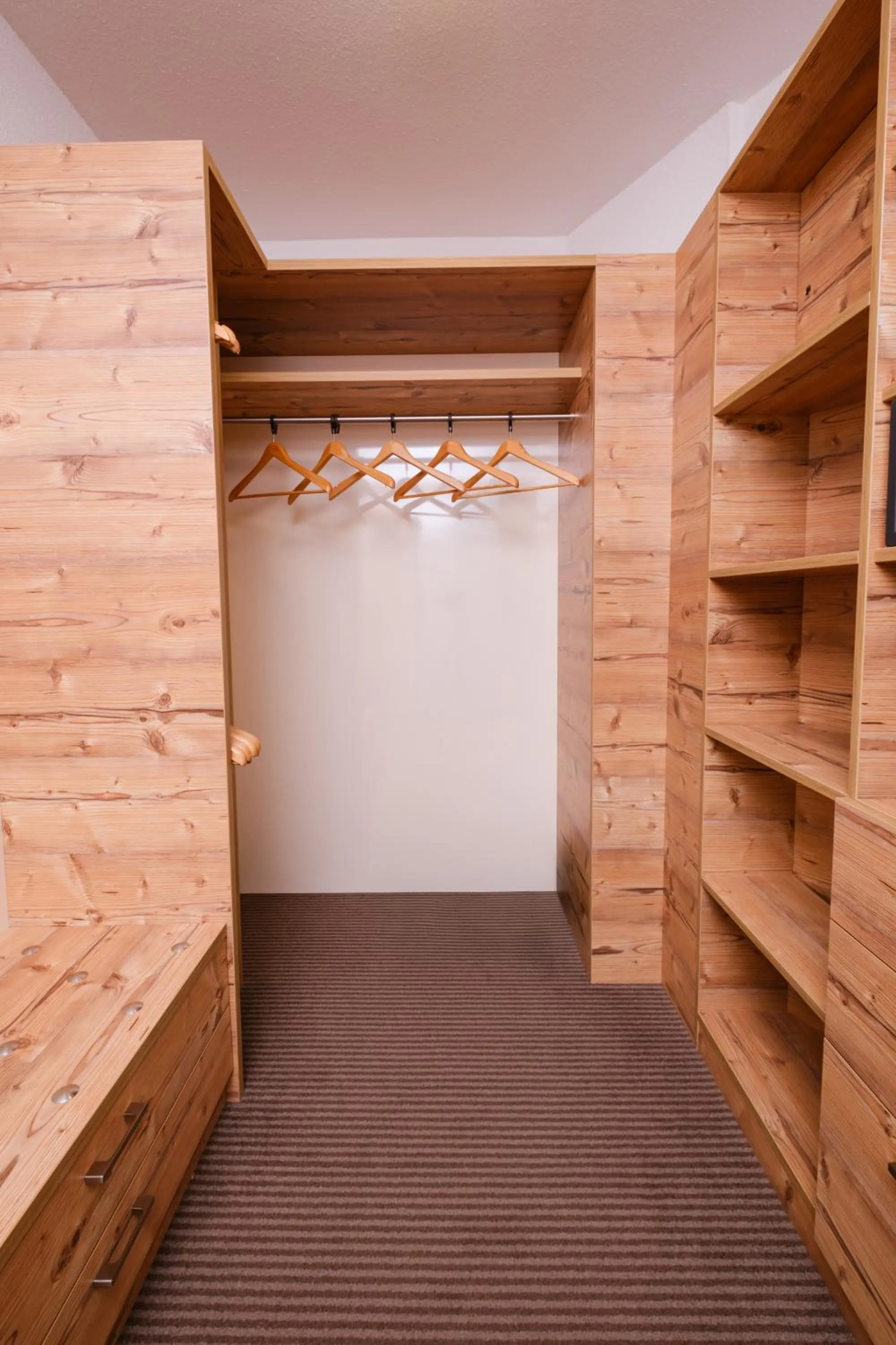 room service in Hotel Vier Jahreszeiten am Schluchsee