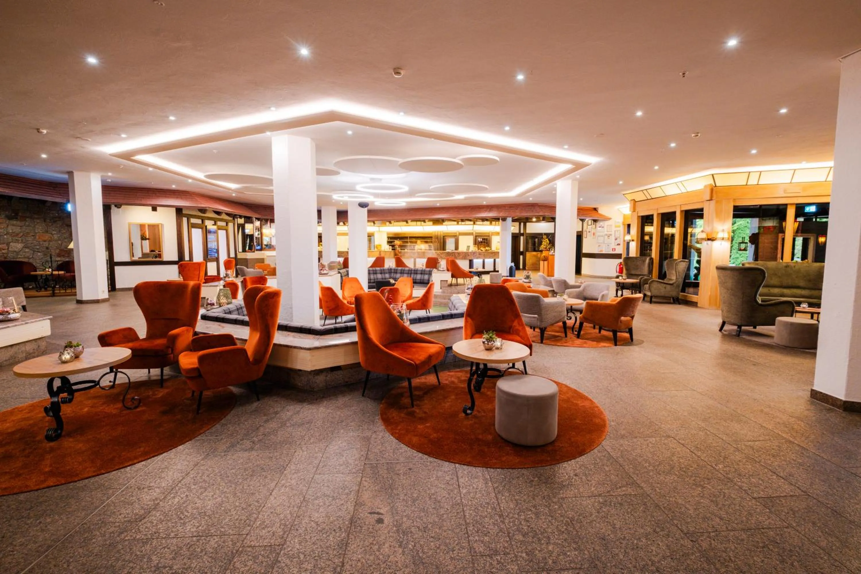 Lobby or reception in Hotel Vier Jahreszeiten am Schluchsee