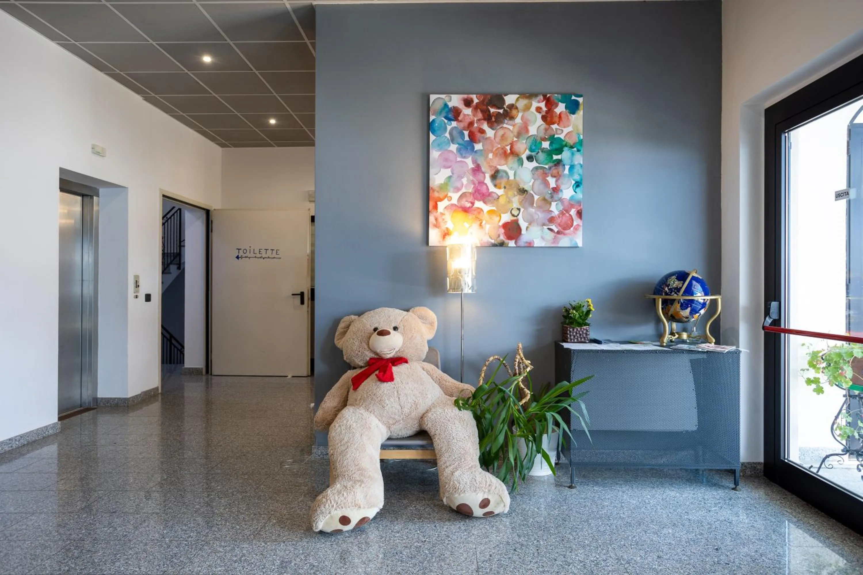 Lobby or reception in Hotel Fontaine Bleue