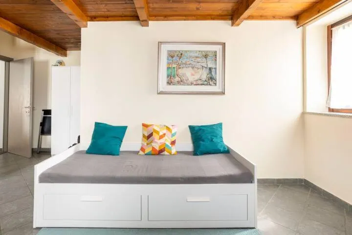 Bed in Hotel Fontaine Bleue