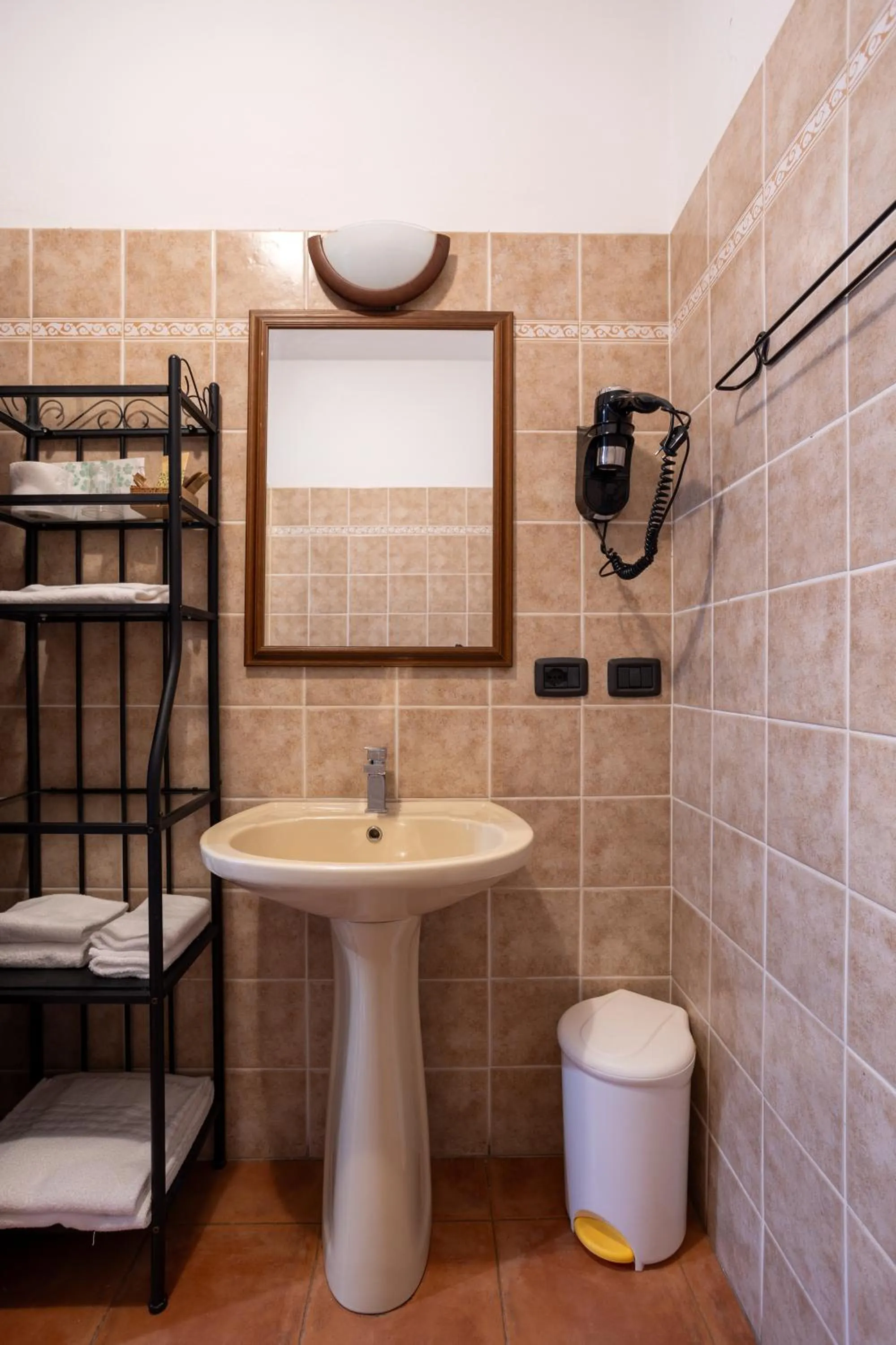 Bathroom in Hotel Fontaine Bleue