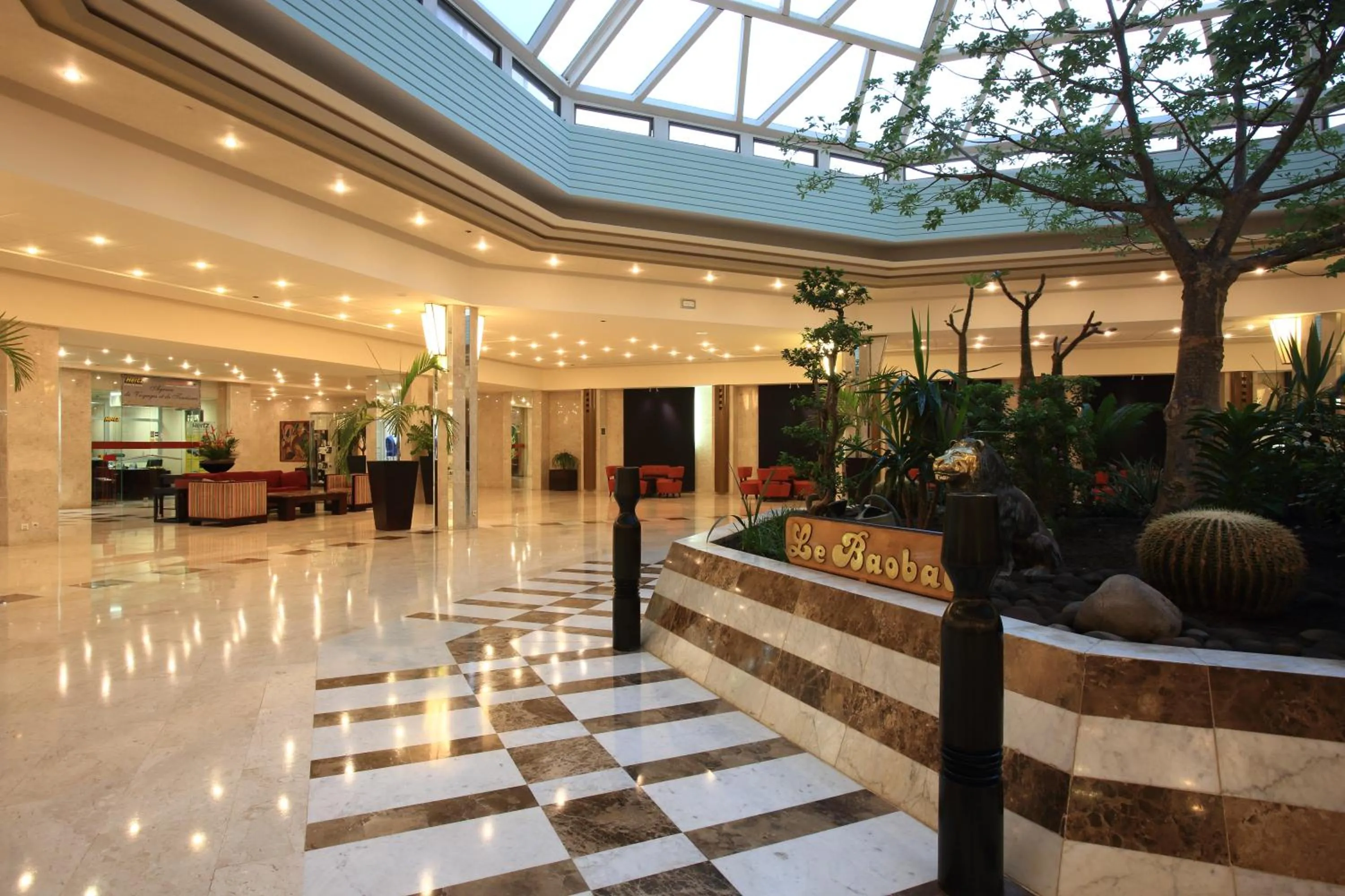 Lobby or reception in King Fahd Palace Hotel