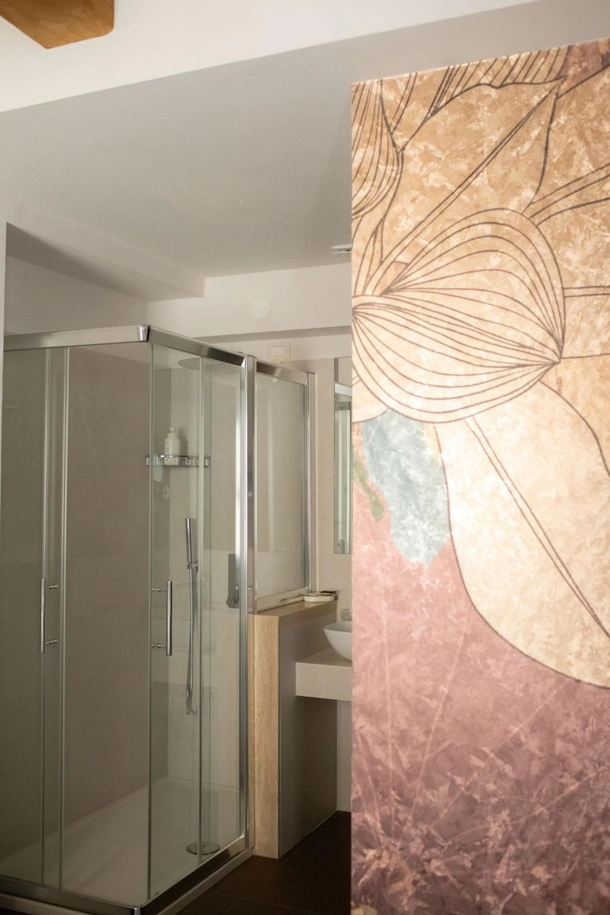 Shower in Locanda Le Logge