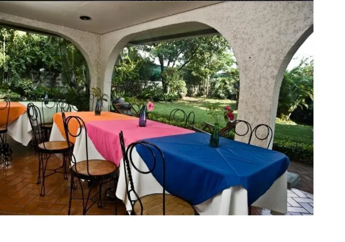 Restaurant/places to eat in Casa Joaquin BnB