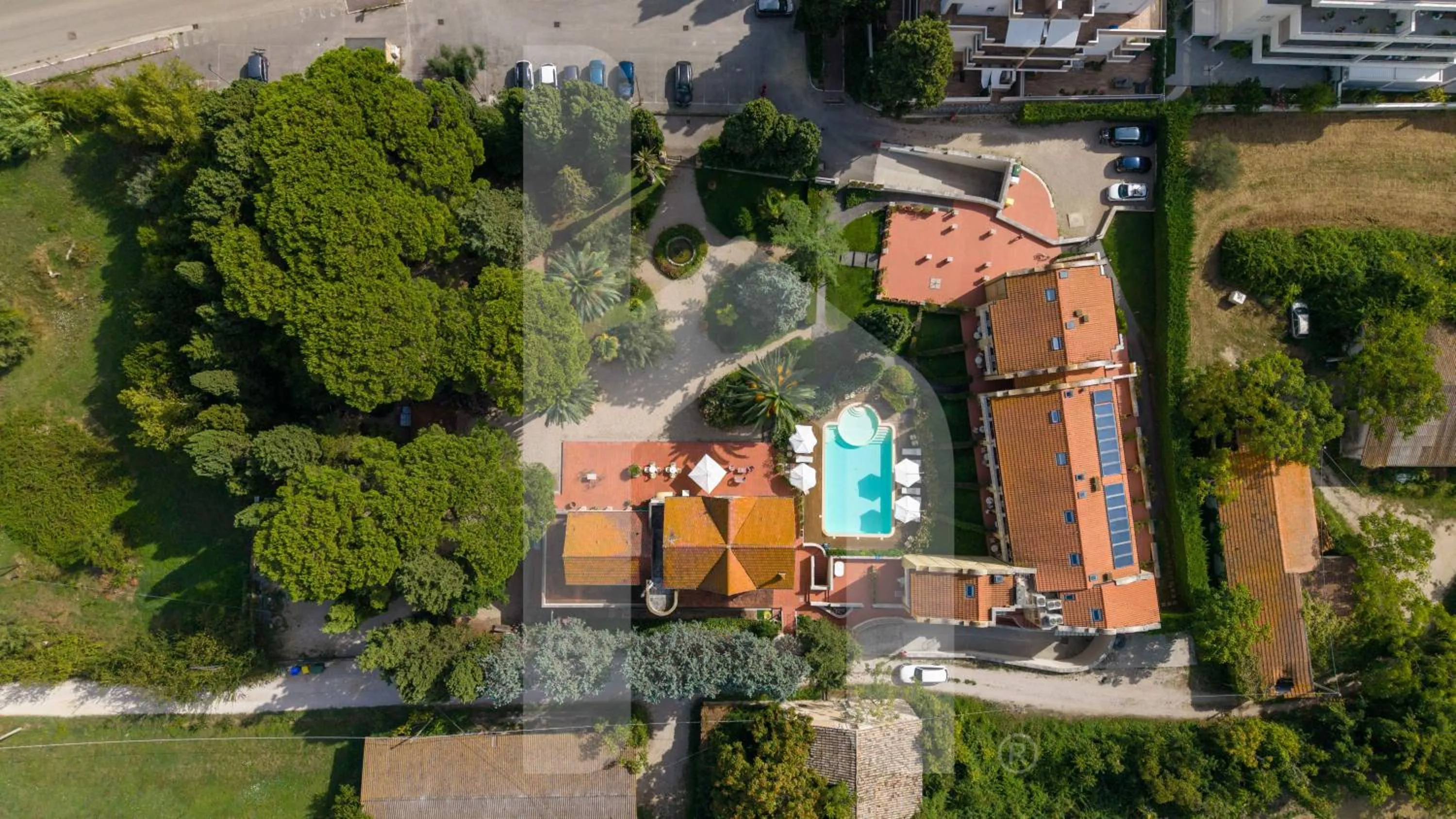 Property building in Homiday - Villa Rosella