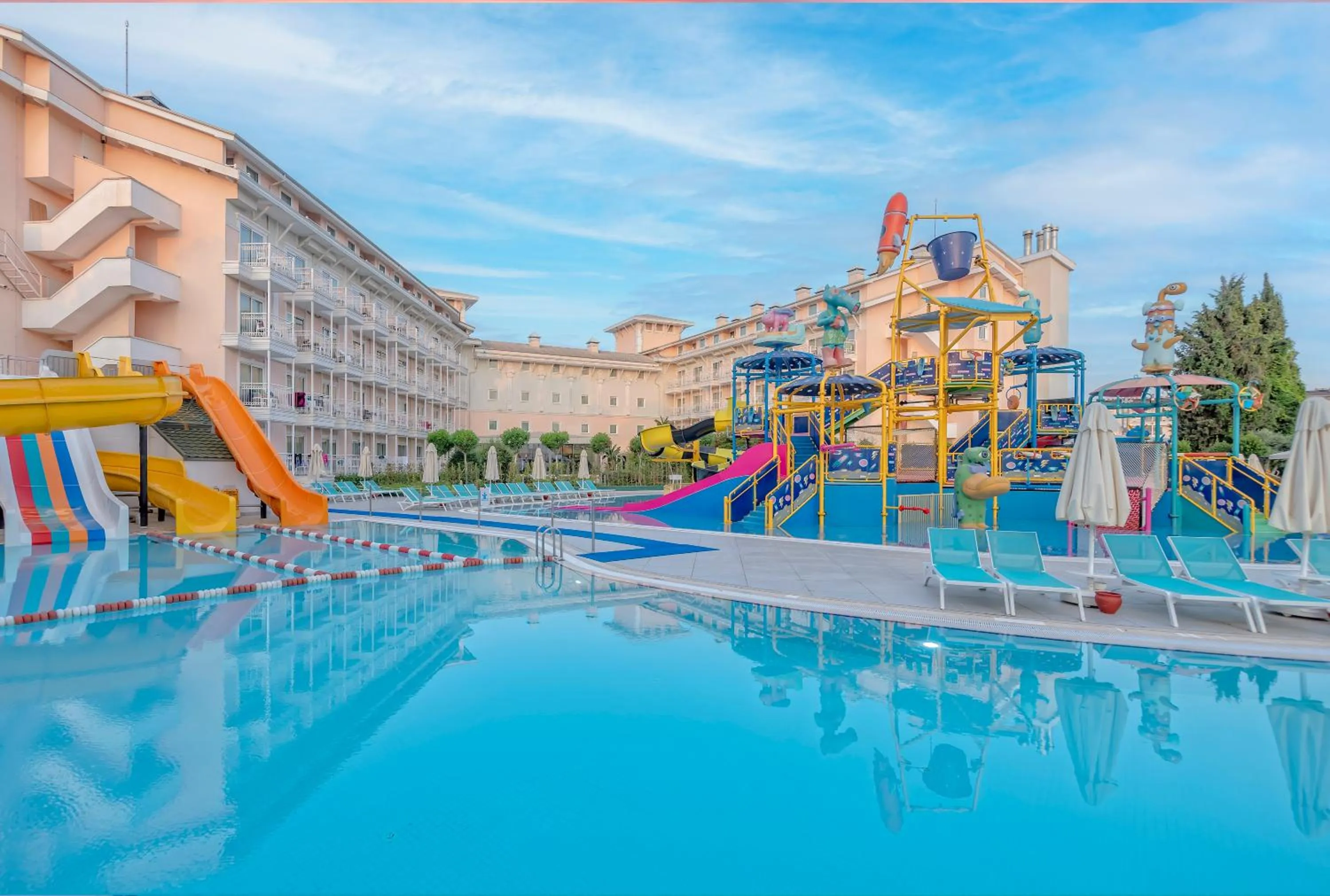 Pool view in Innvista Hotels Belek