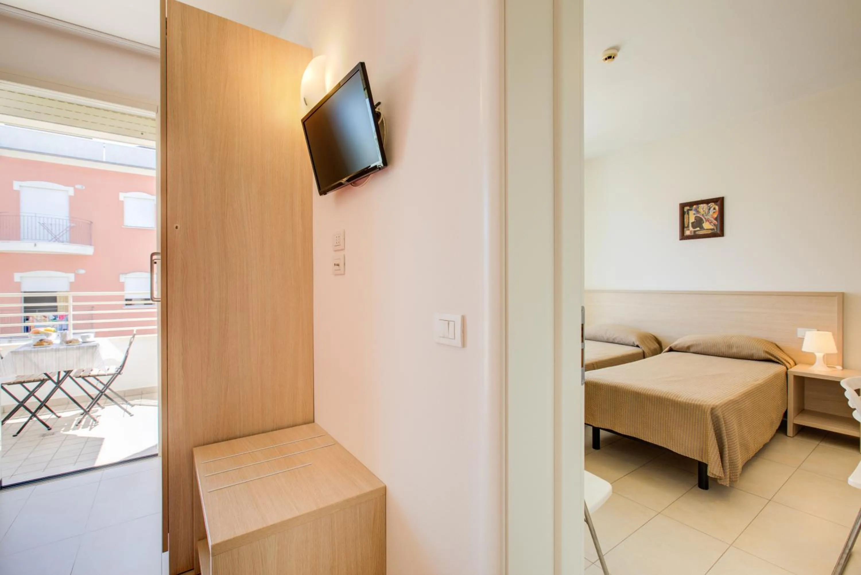 Photo of the whole room, Bed in Wally Residence