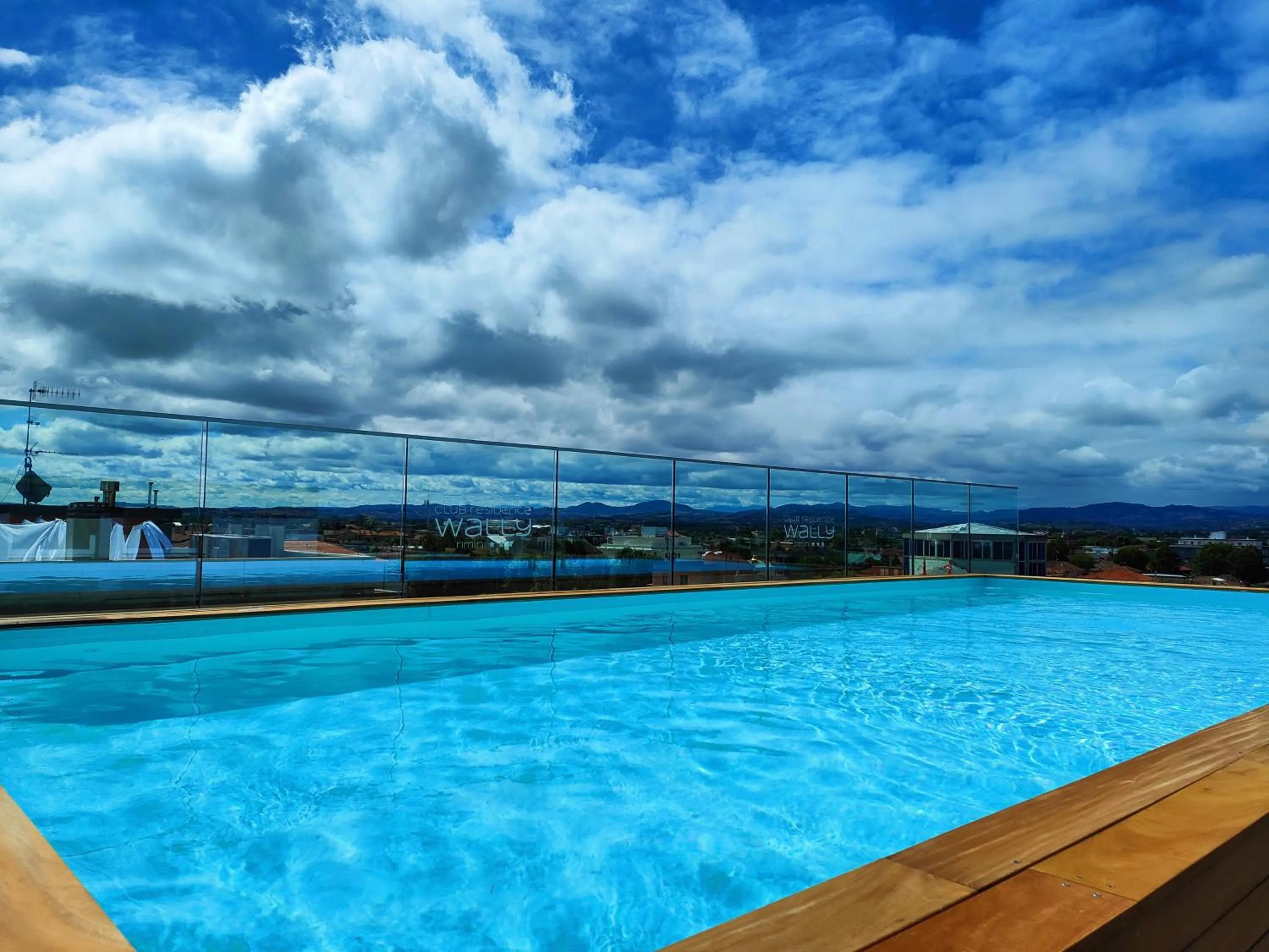 Swimming pool in Wally Residence