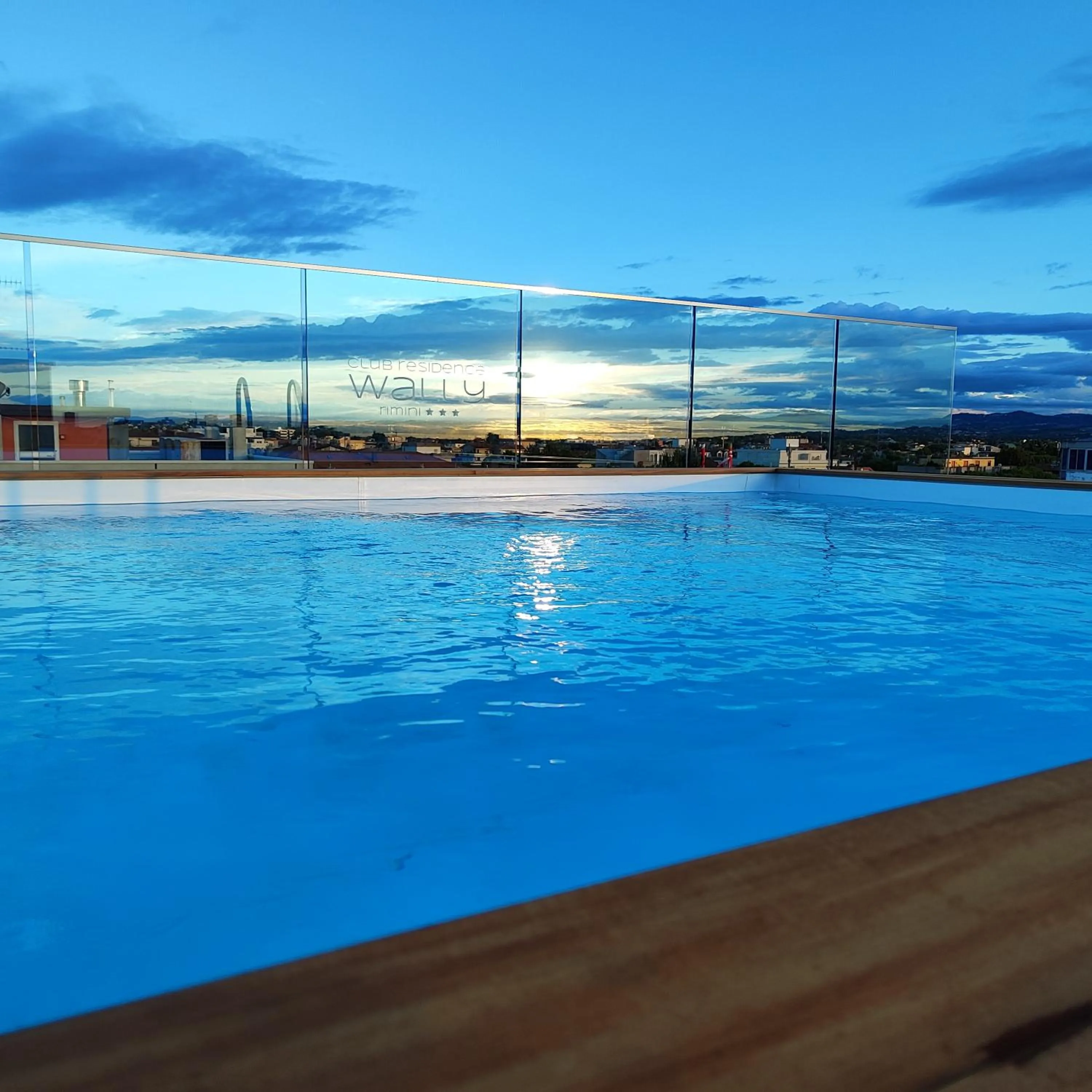 Swimming pool in Wally Residence