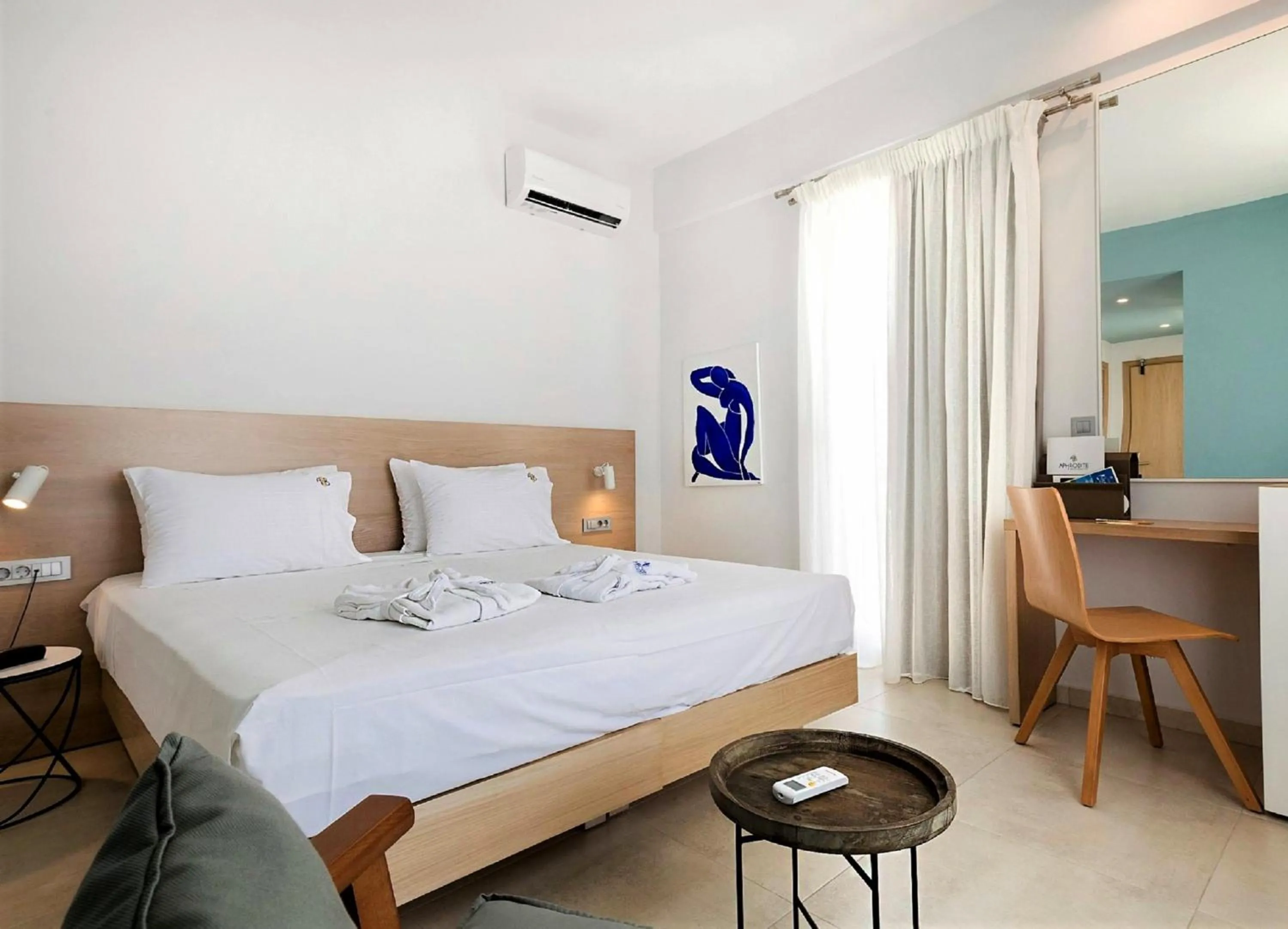 Bed in Aphrodite Beach