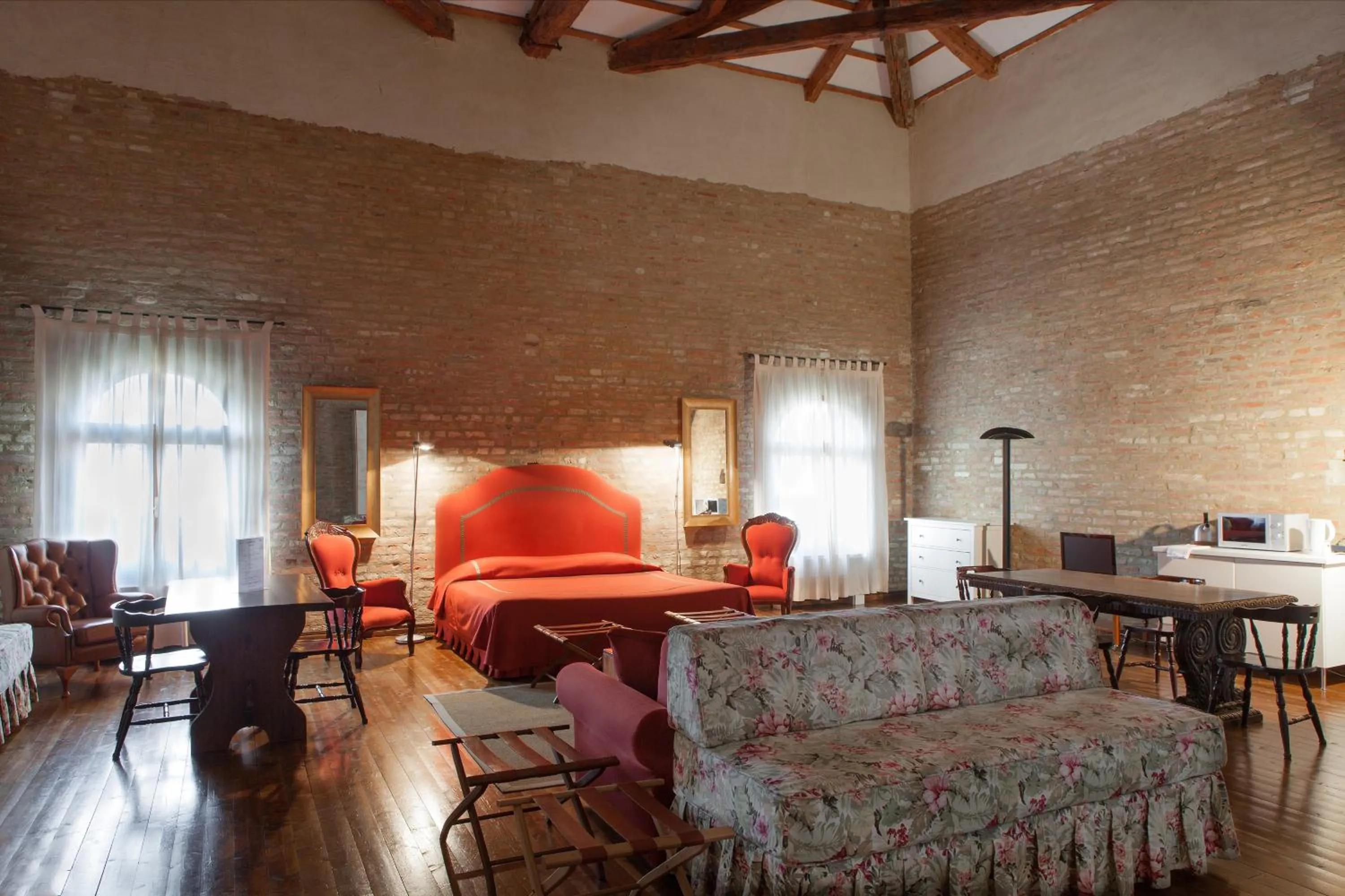 Photo of the whole room in Castello di Roncade