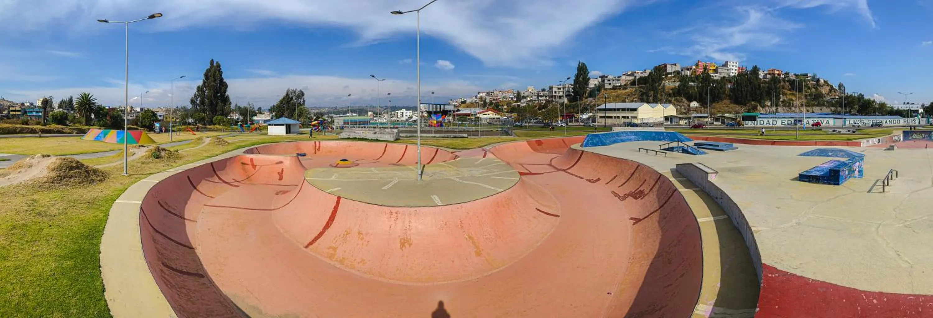 Day in Golden Rest Latacunga