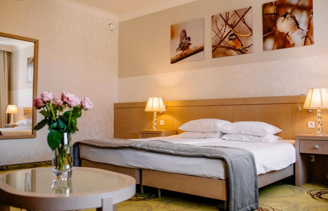 Bed in Hanza Pałac Wellness & SPA