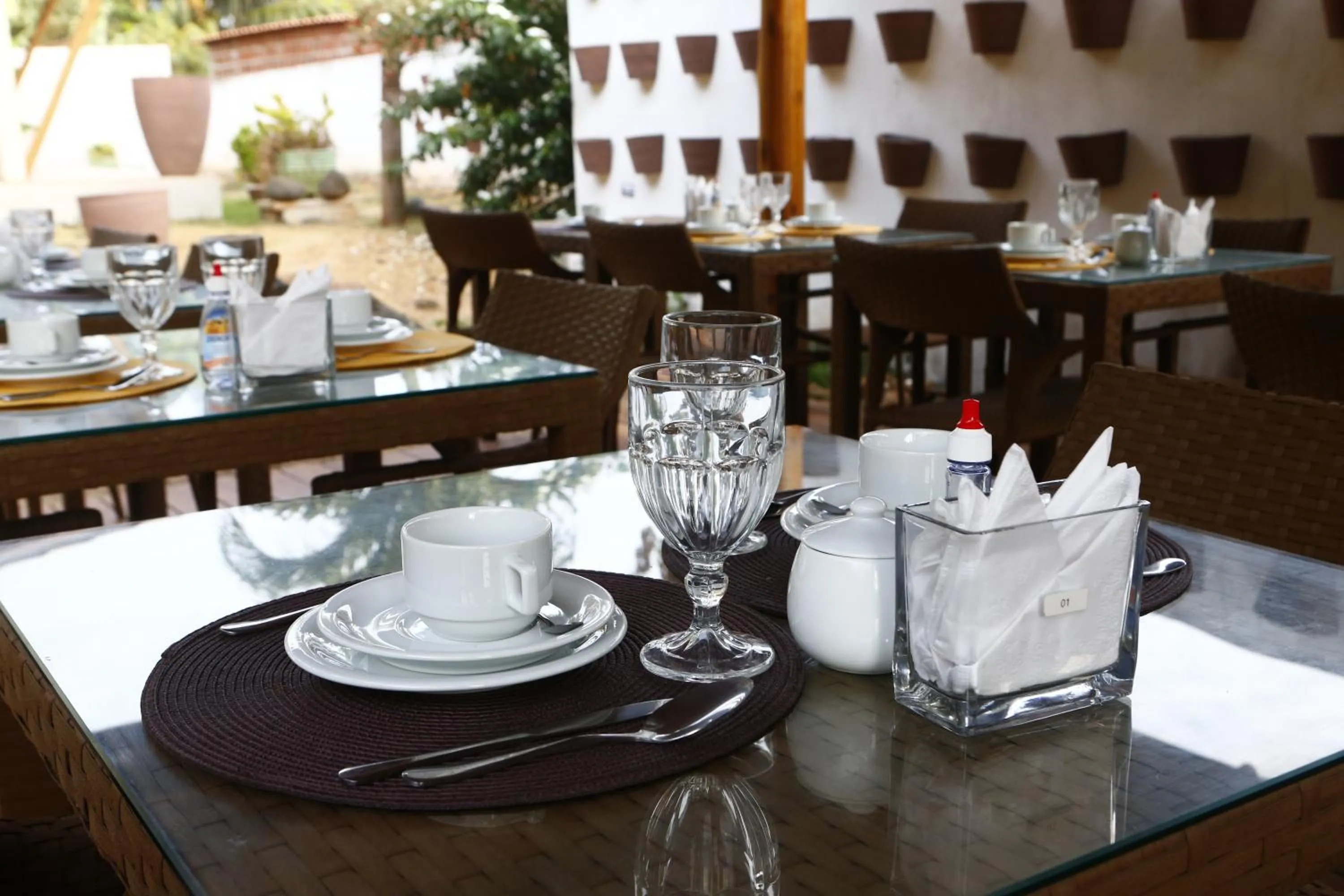 Restaurant/places to eat in Pousada Recanto