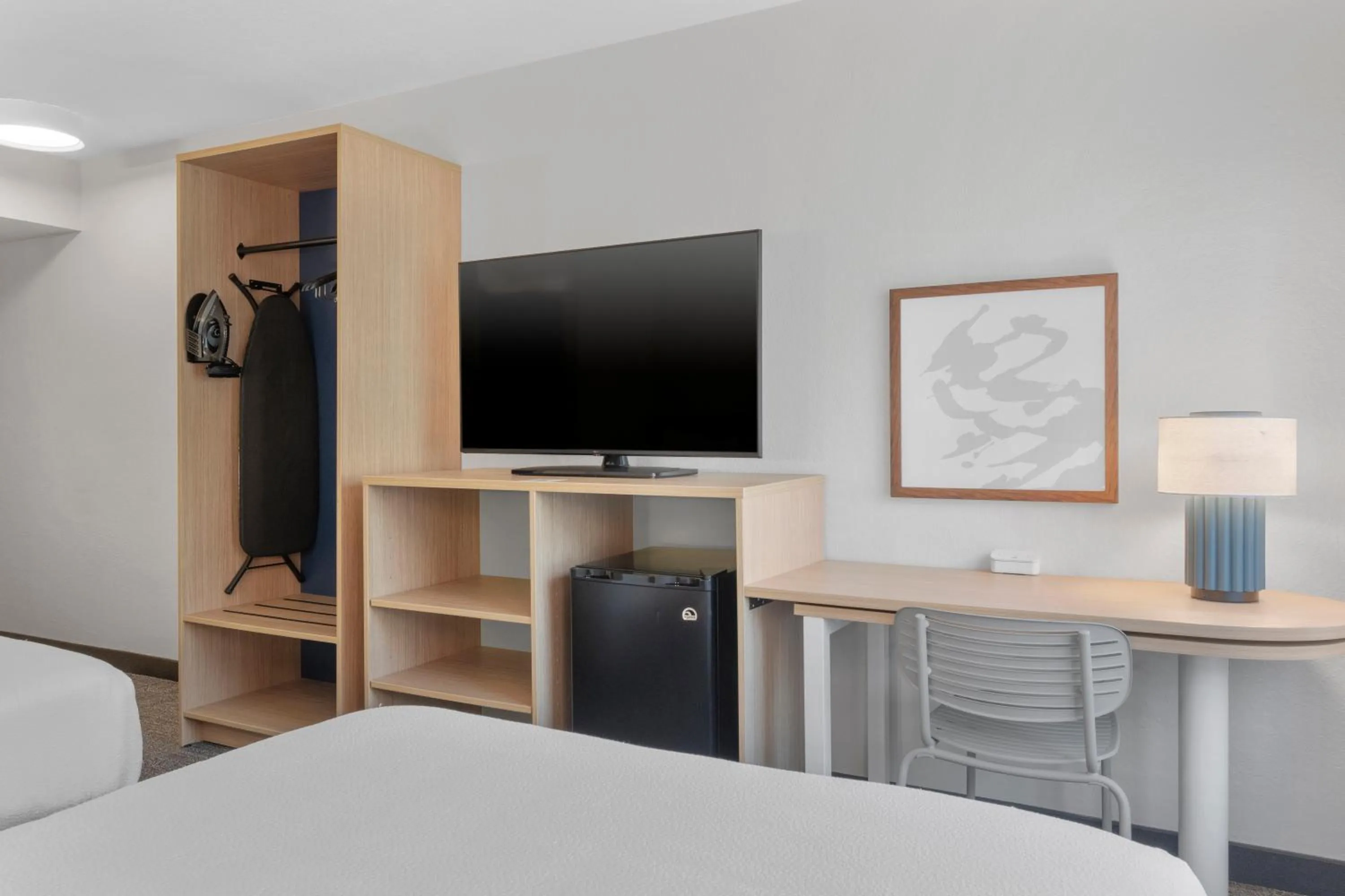 Photo of the whole room in Spark by Hilton Orlando near SeaWorld