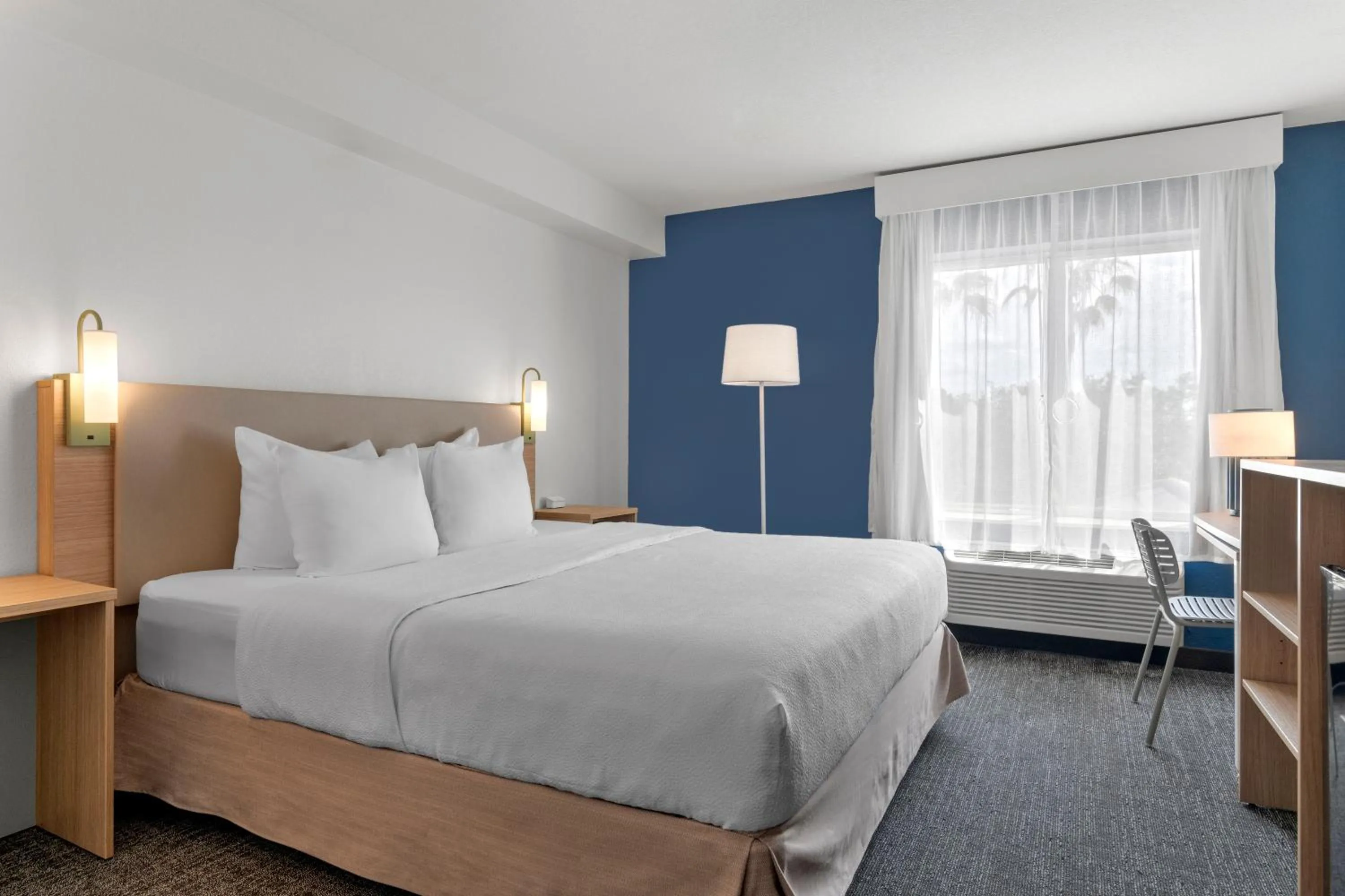 Bed in Spark by Hilton Orlando near SeaWorld