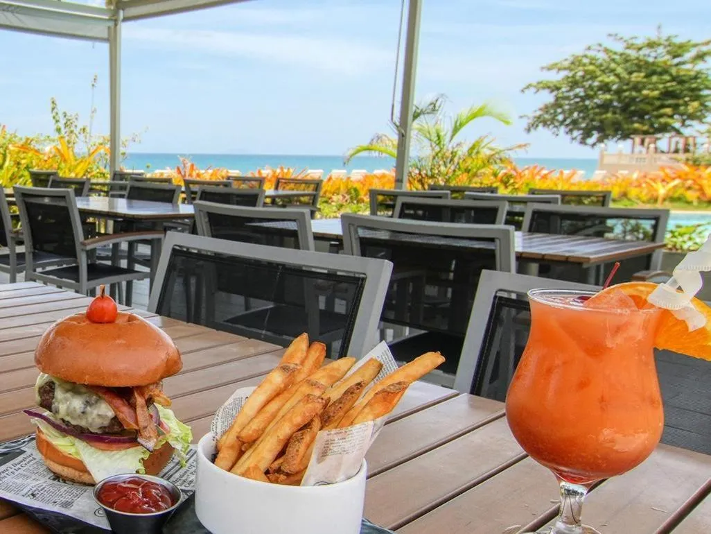 Restaurant/places to eat in Rincon of the Seas Grand Caribbean Hotel