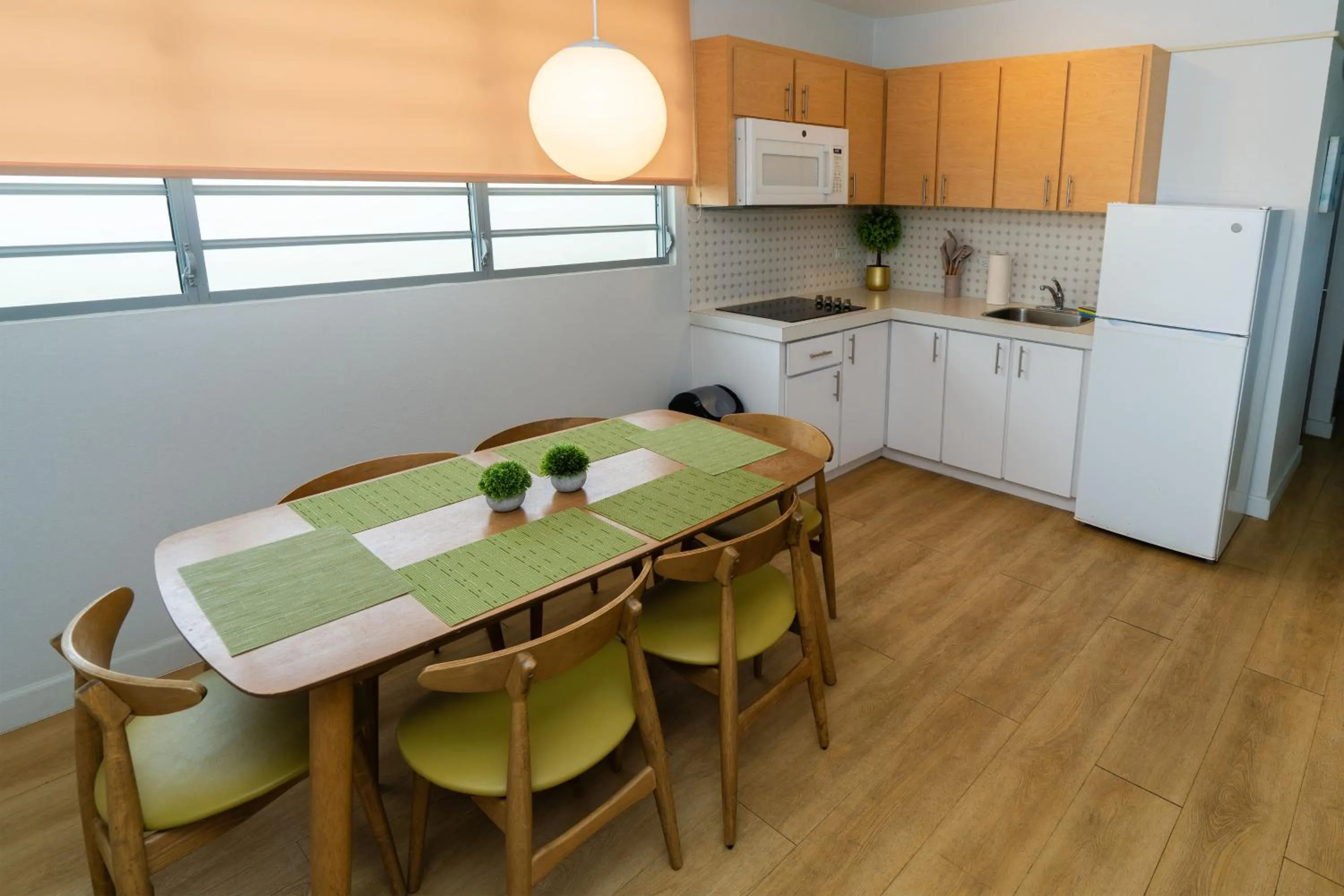 Kitchen or kitchenette in Rincon of the Seas Grand Caribbean Hotel