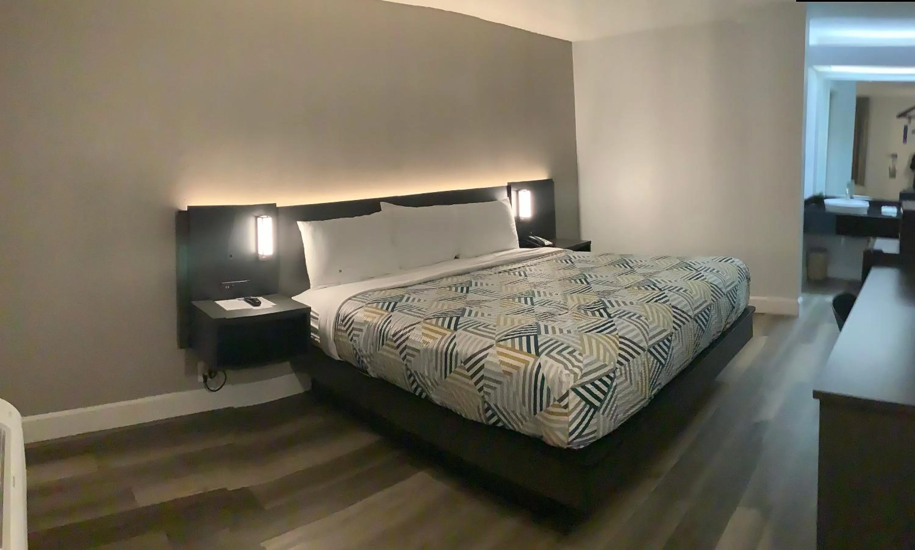 Bedroom, Bed in Motel 6-Memphis, TN - East