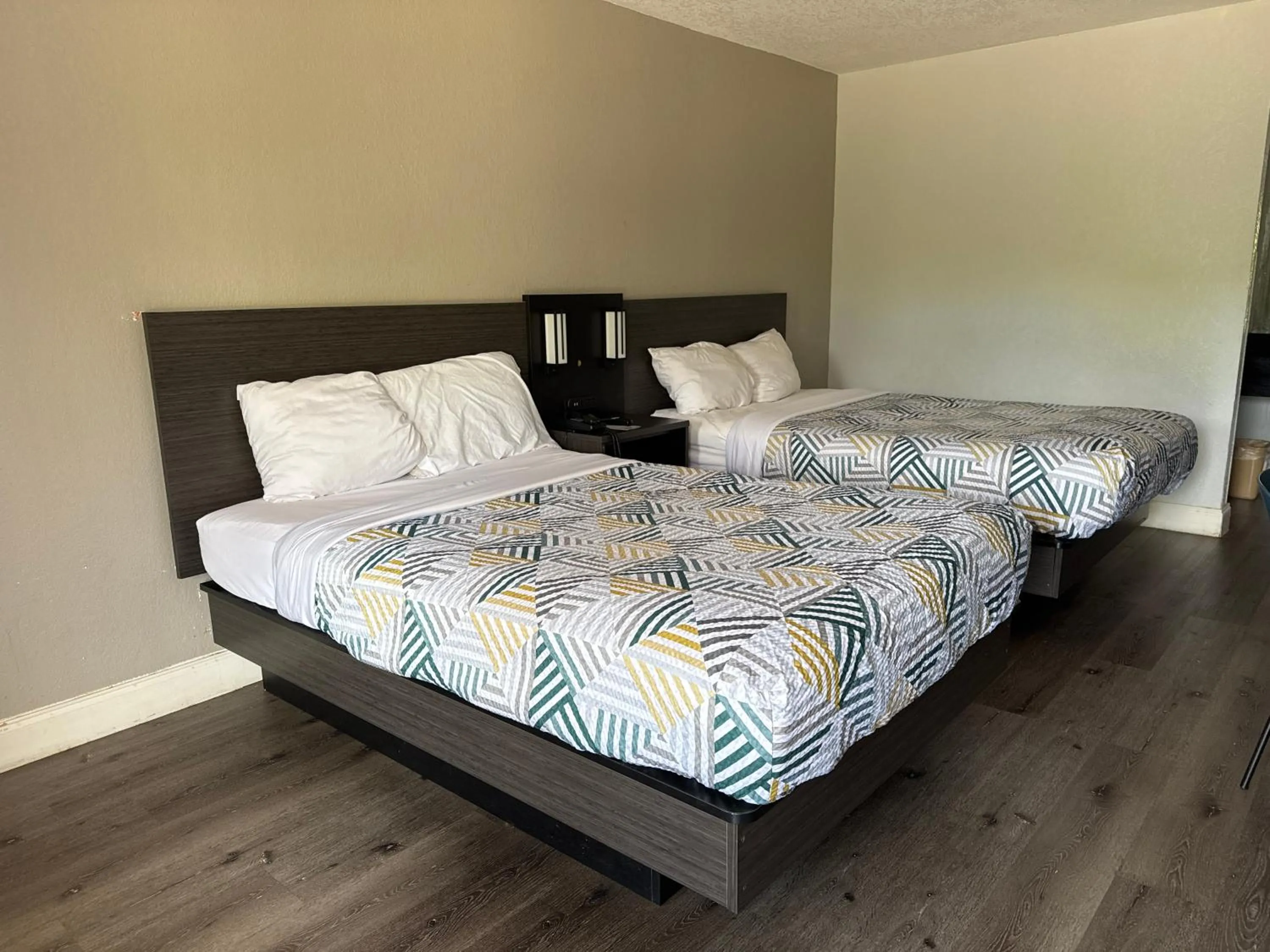 Bed in Motel 6-Memphis, TN - East