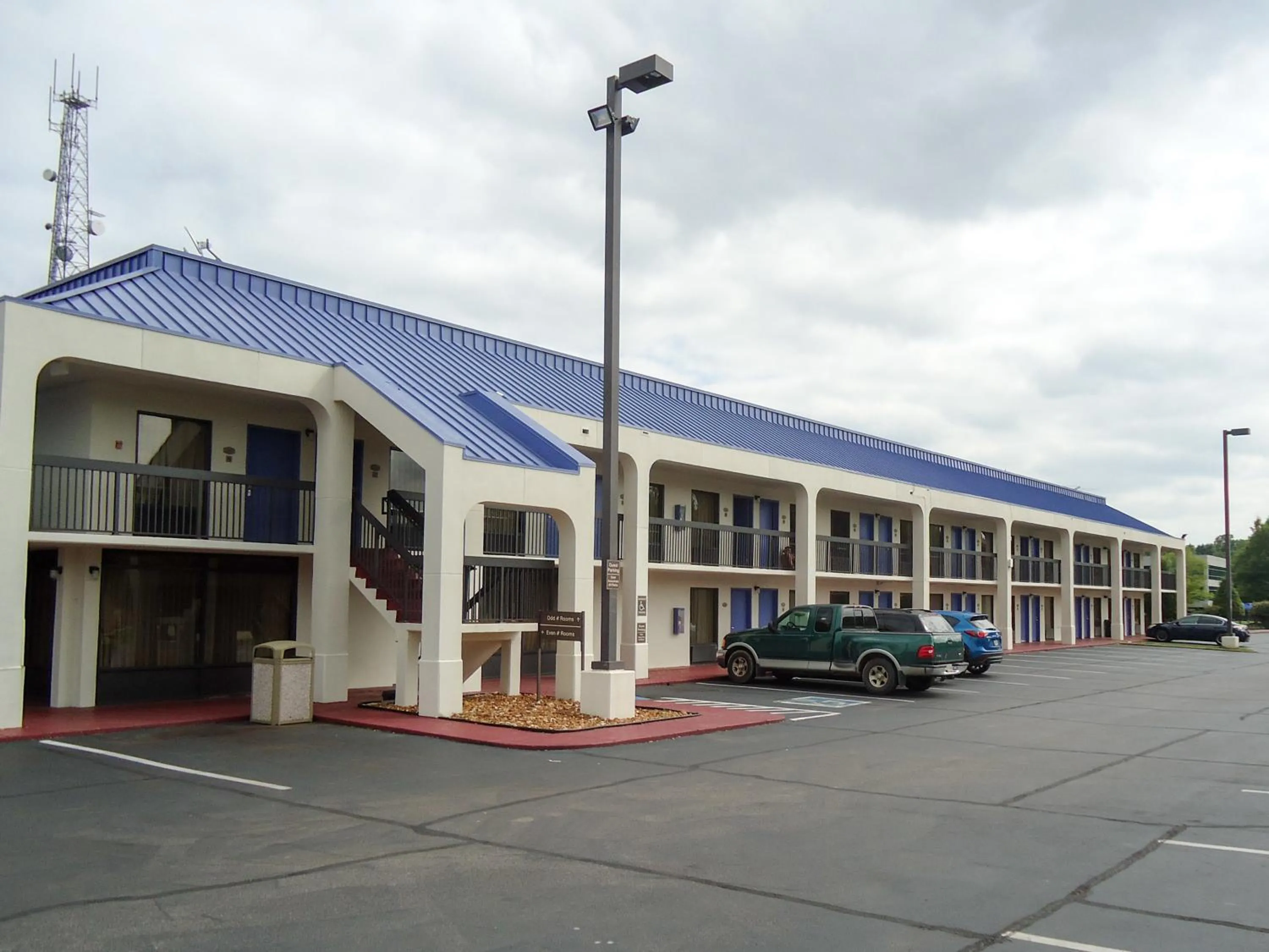 Property building in Motel 6-Memphis, TN - East