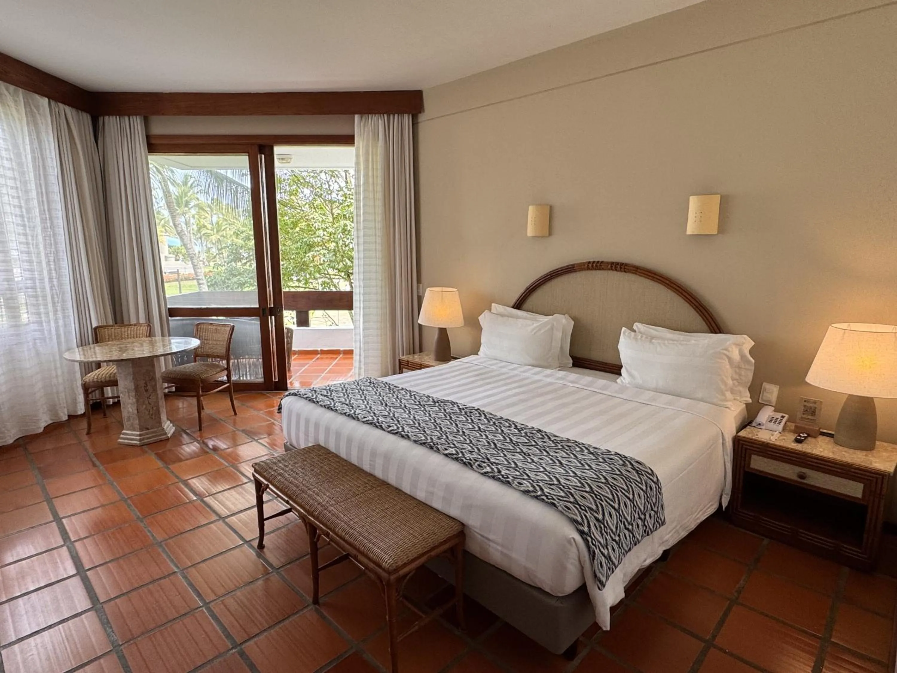 TV and multimedia, Bed in Transamerica Comandatuba - All Inclusive Resort