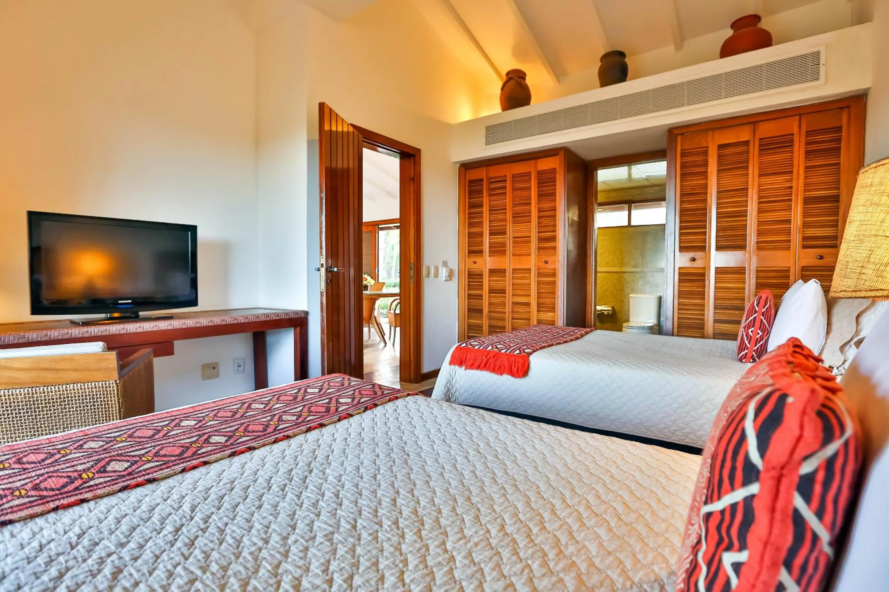TV and multimedia, Bed in Transamerica Comandatuba - All Inclusive Resort