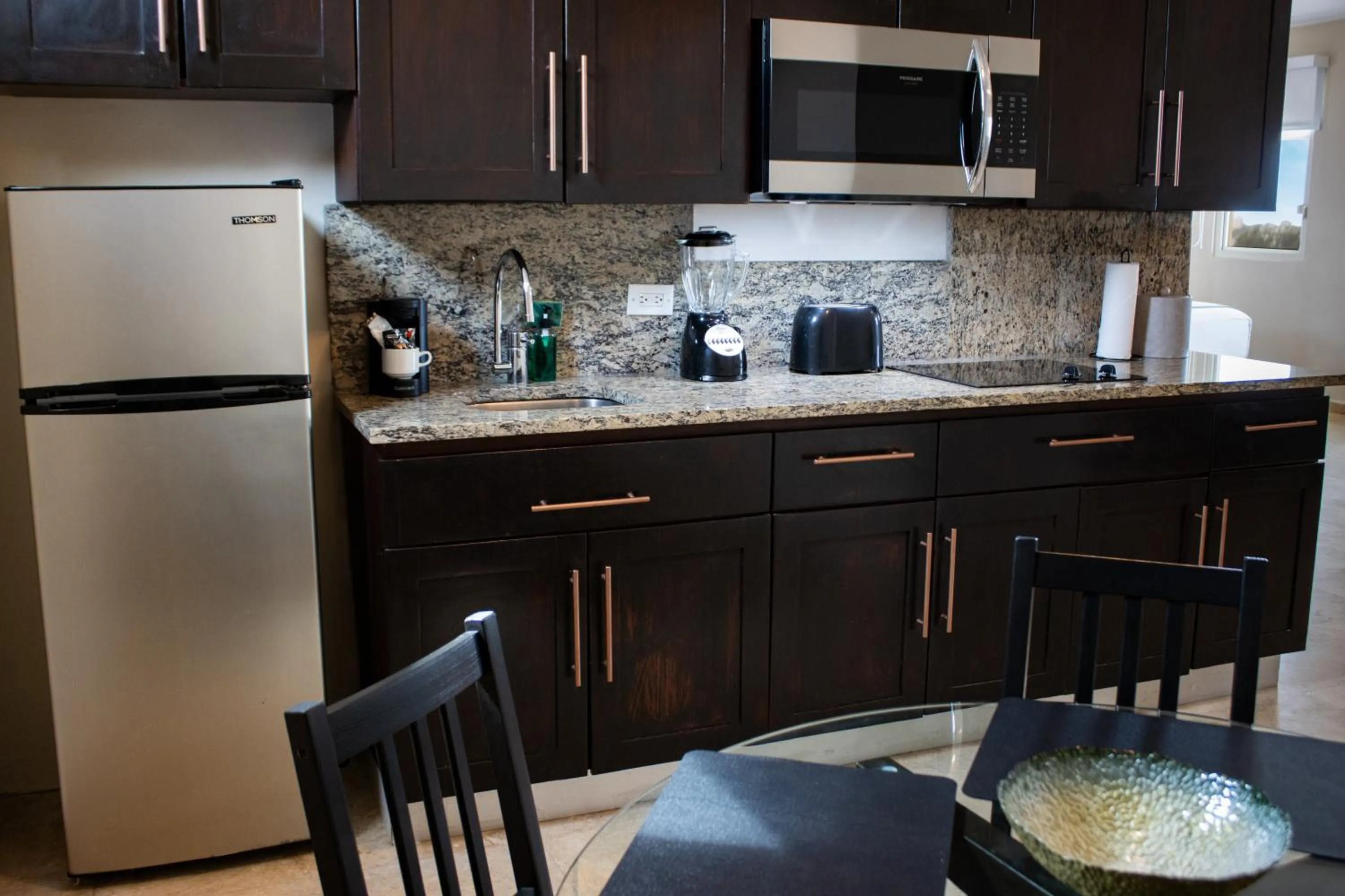 Coffee/tea facilities in Ciqala Suites Hotel - San Juan