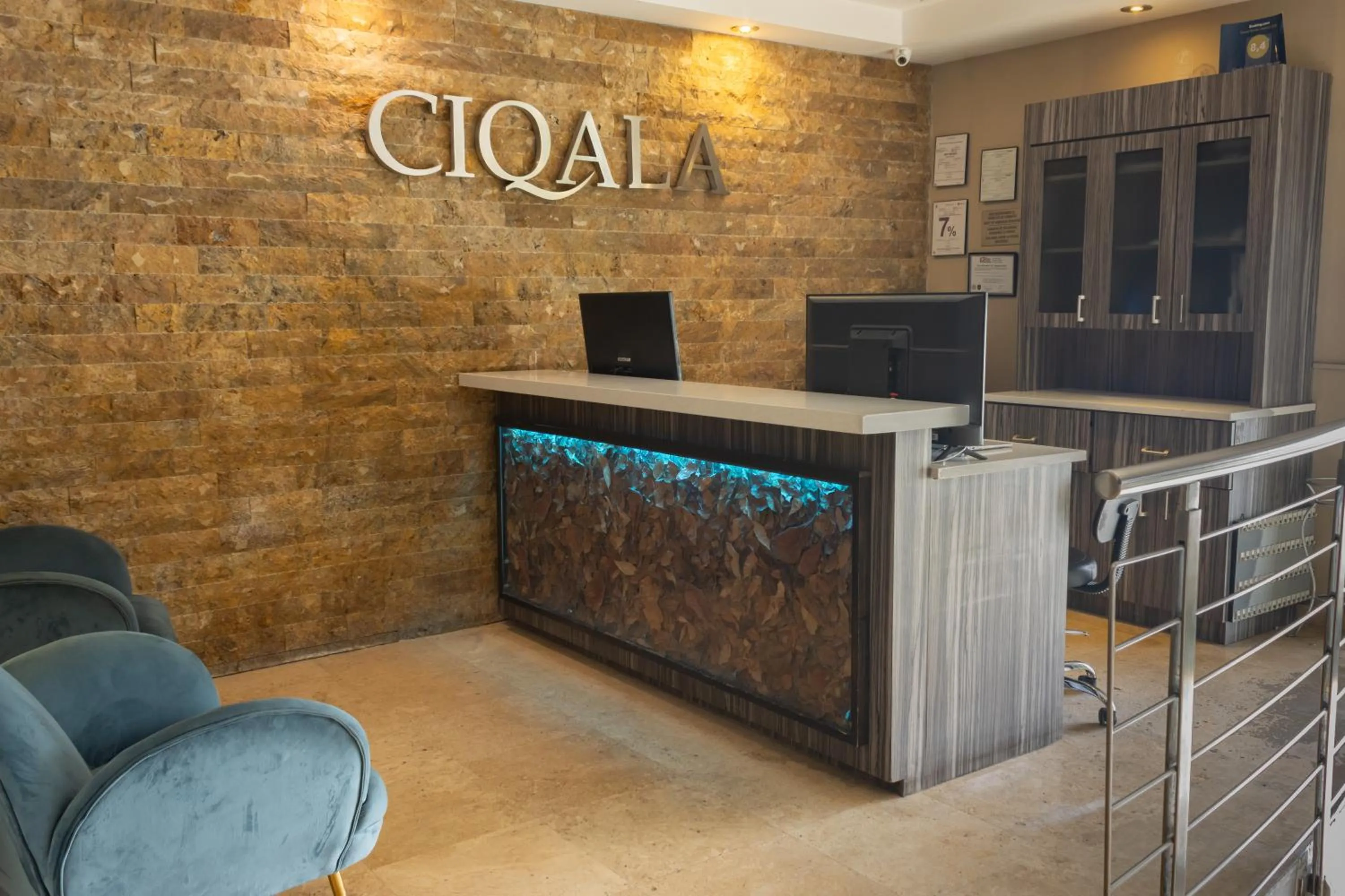 Lobby or reception in Ciqala Suites Hotel - San Juan