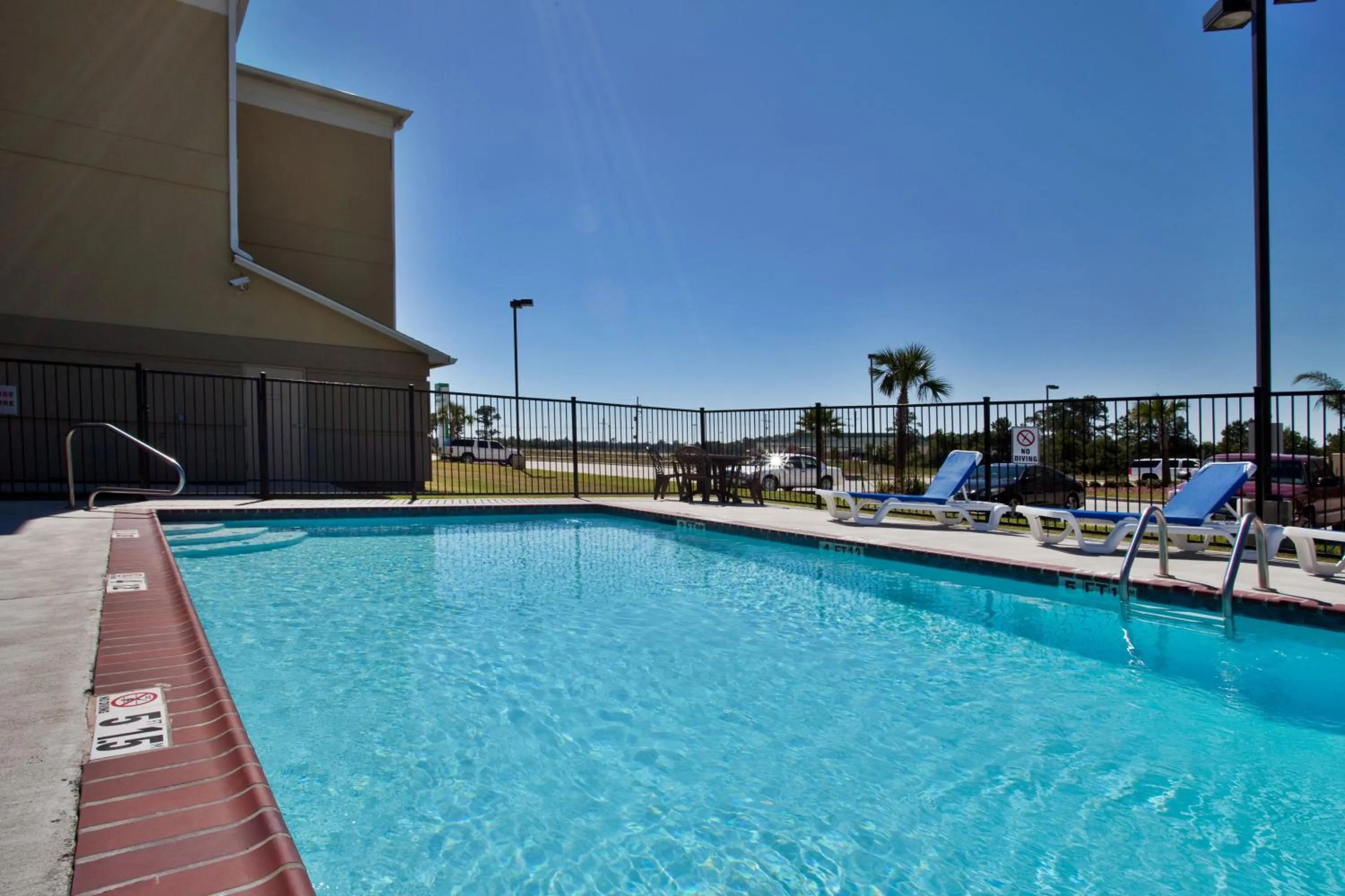 Swimming pool in Candlewood Suites Lake Charles-Sulphur by IHG