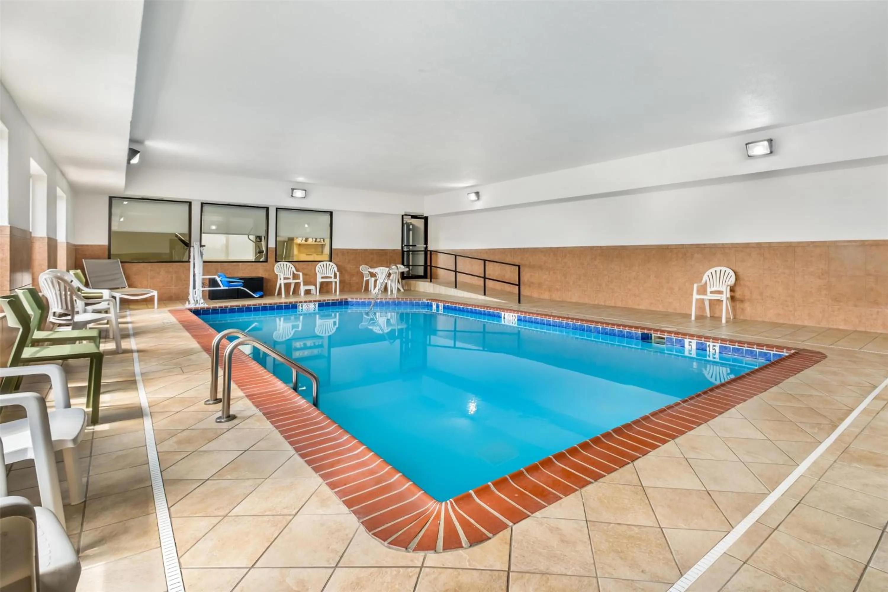 Pool view in Spark by Hilton Shepherdsville Louisville South