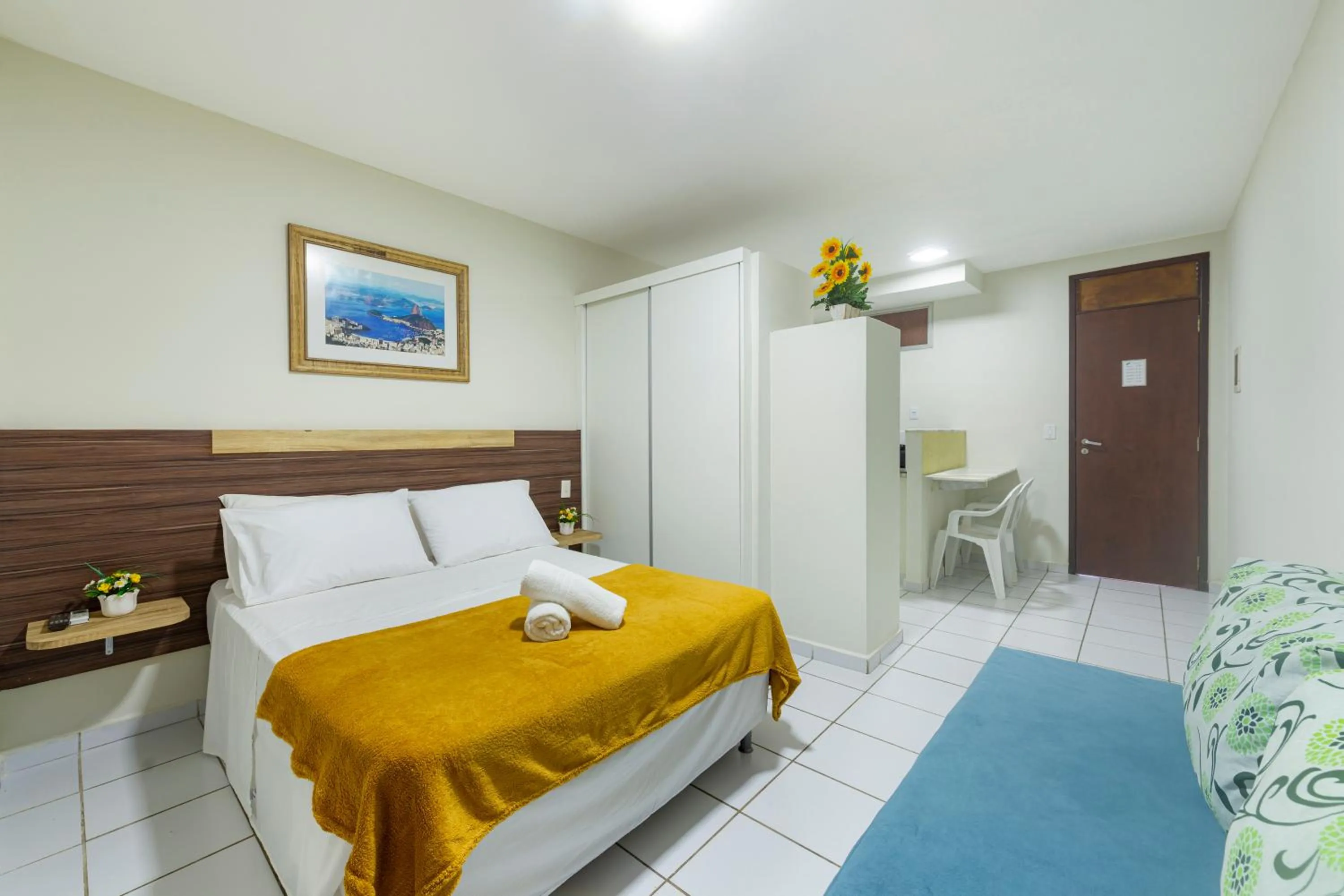 Bedroom, Bed in Valencia Hotel Natal