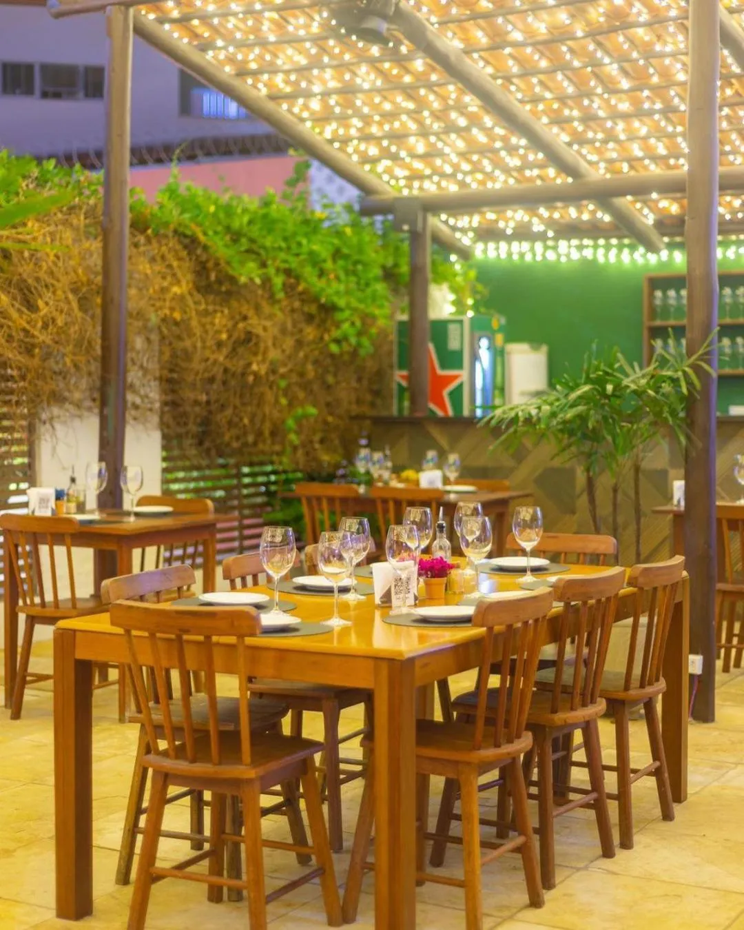 Restaurant/places to eat in Valencia Hotel Natal