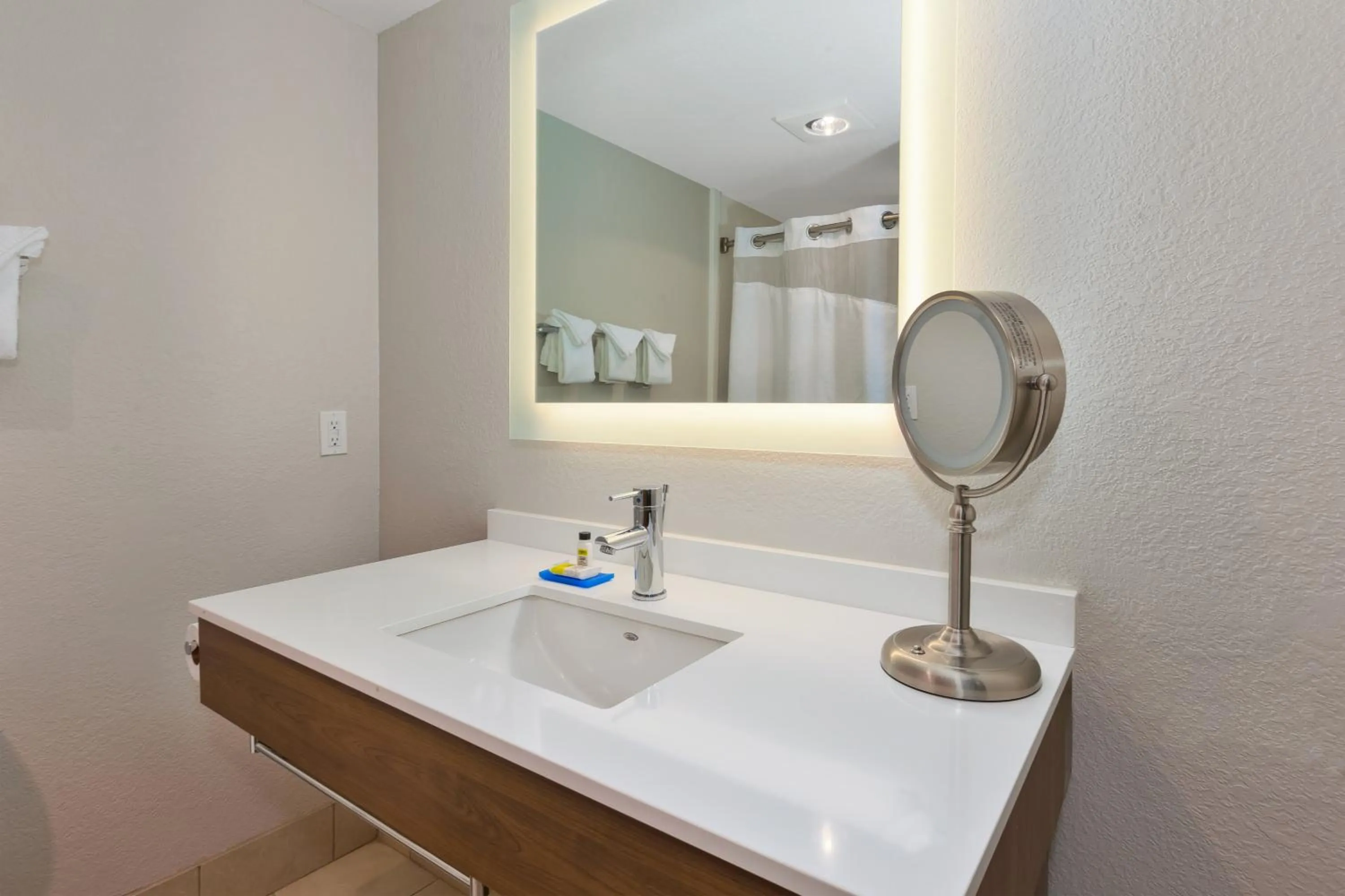 Bathroom in Holiday Inn Express Hotel & Suites Petoskey by IHG