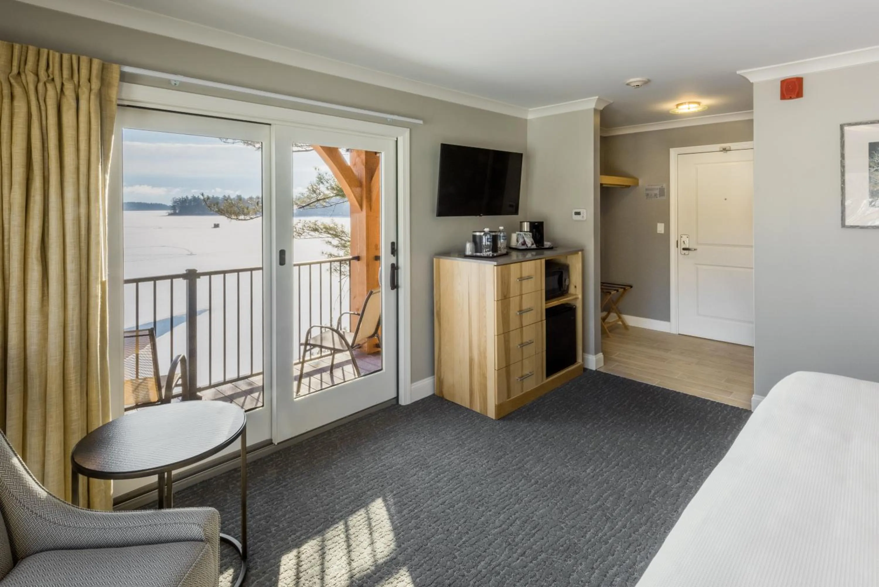 Bed in Center Harbor Inn