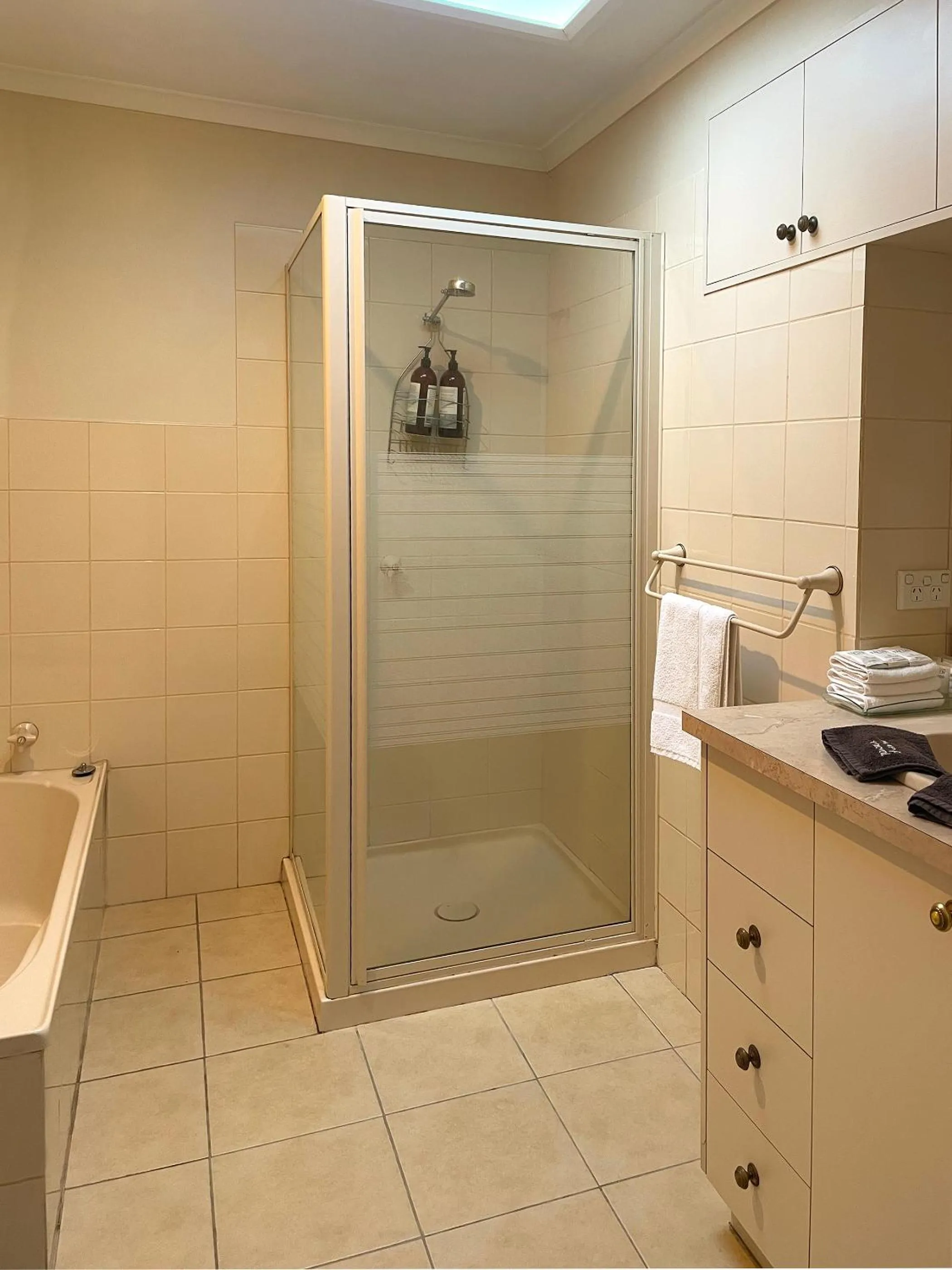 The Lodge on Elizabeth