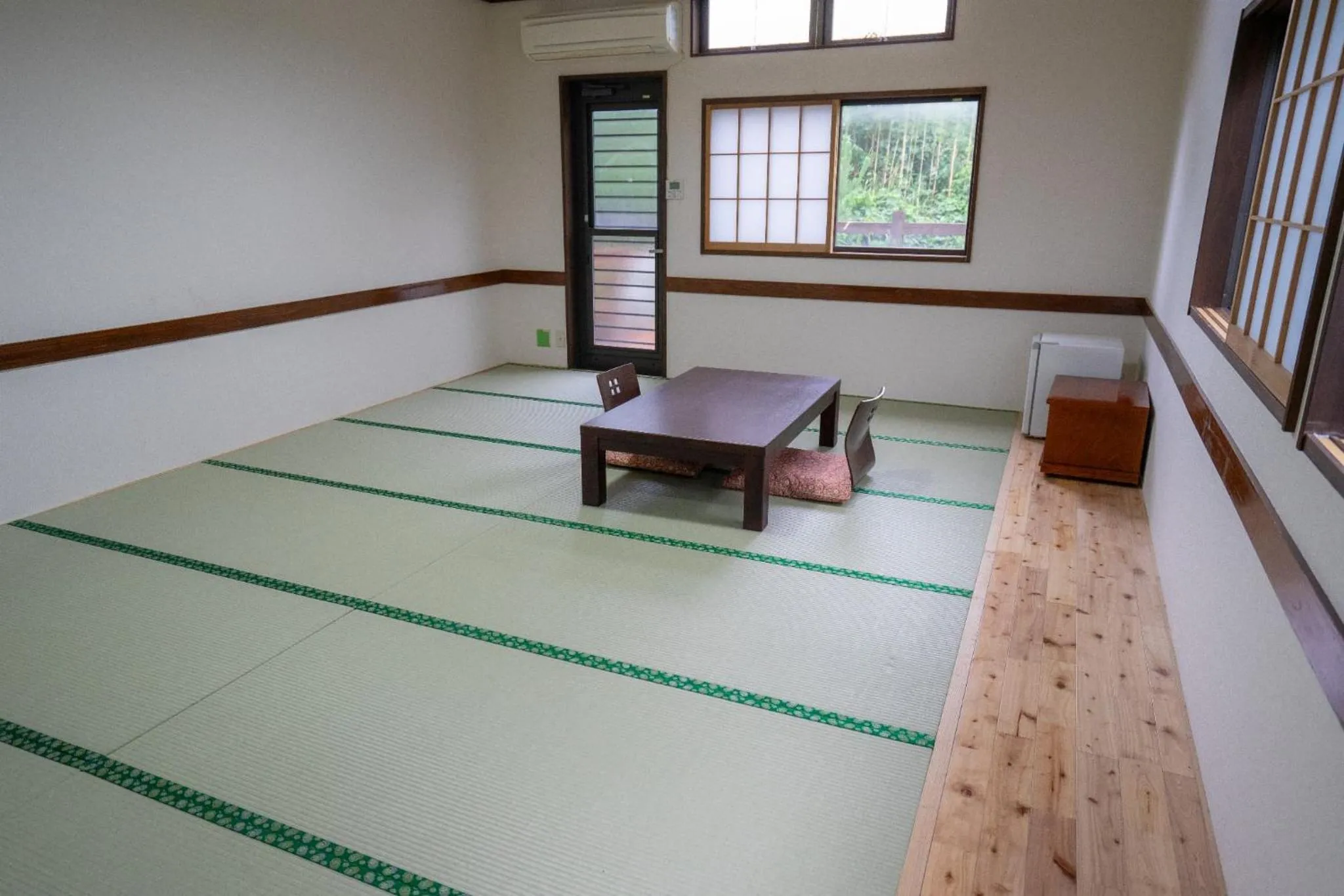 Photo of the whole room in Marine Blue Yakushima
