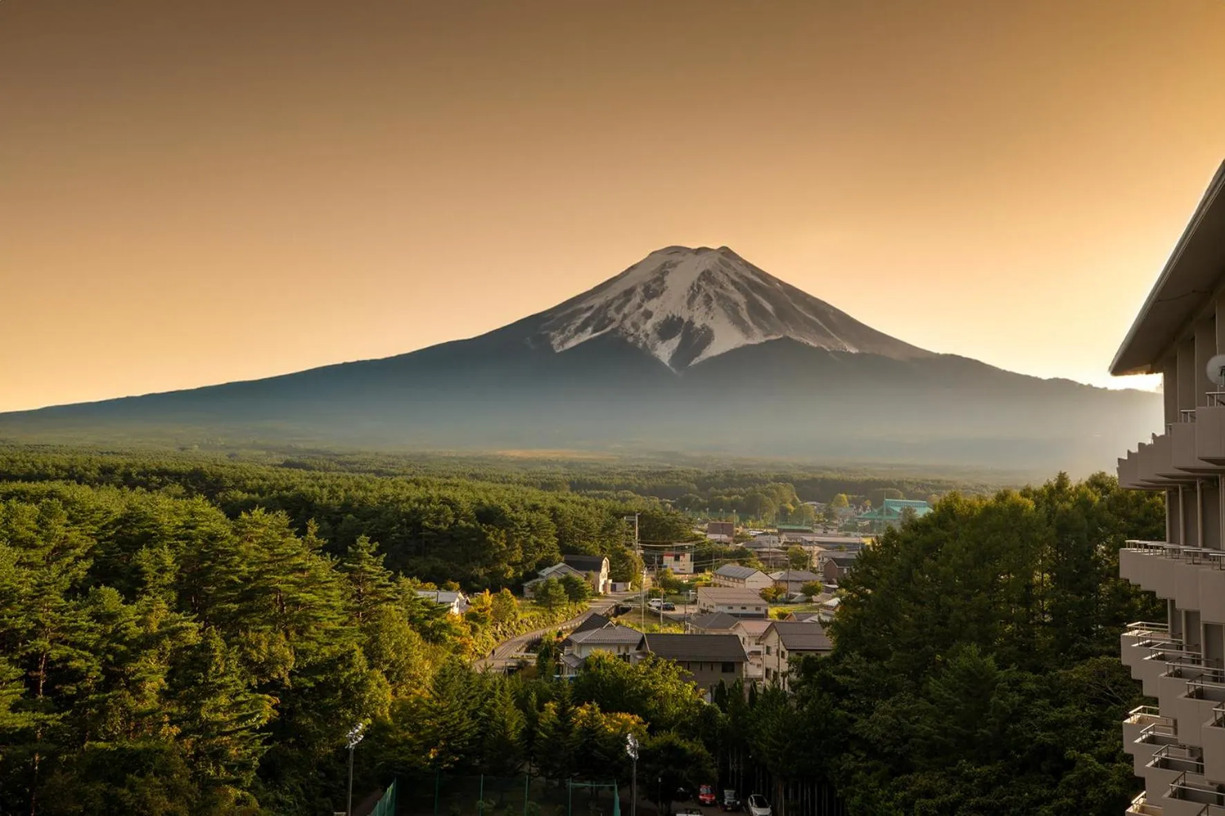 Mountain view in Hotel Regina Kawaguchiko
