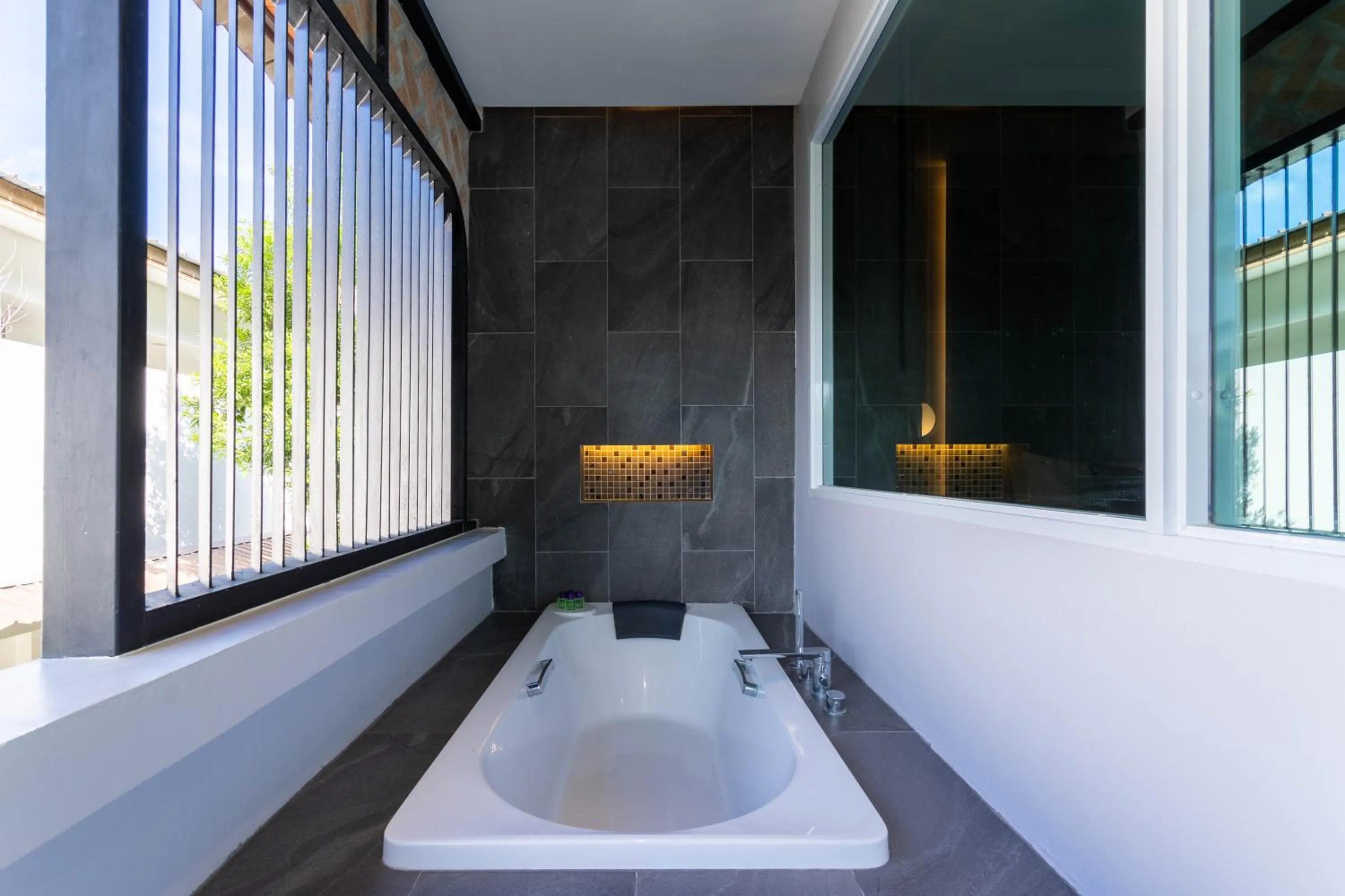 Bath in The L Resort, Krabi